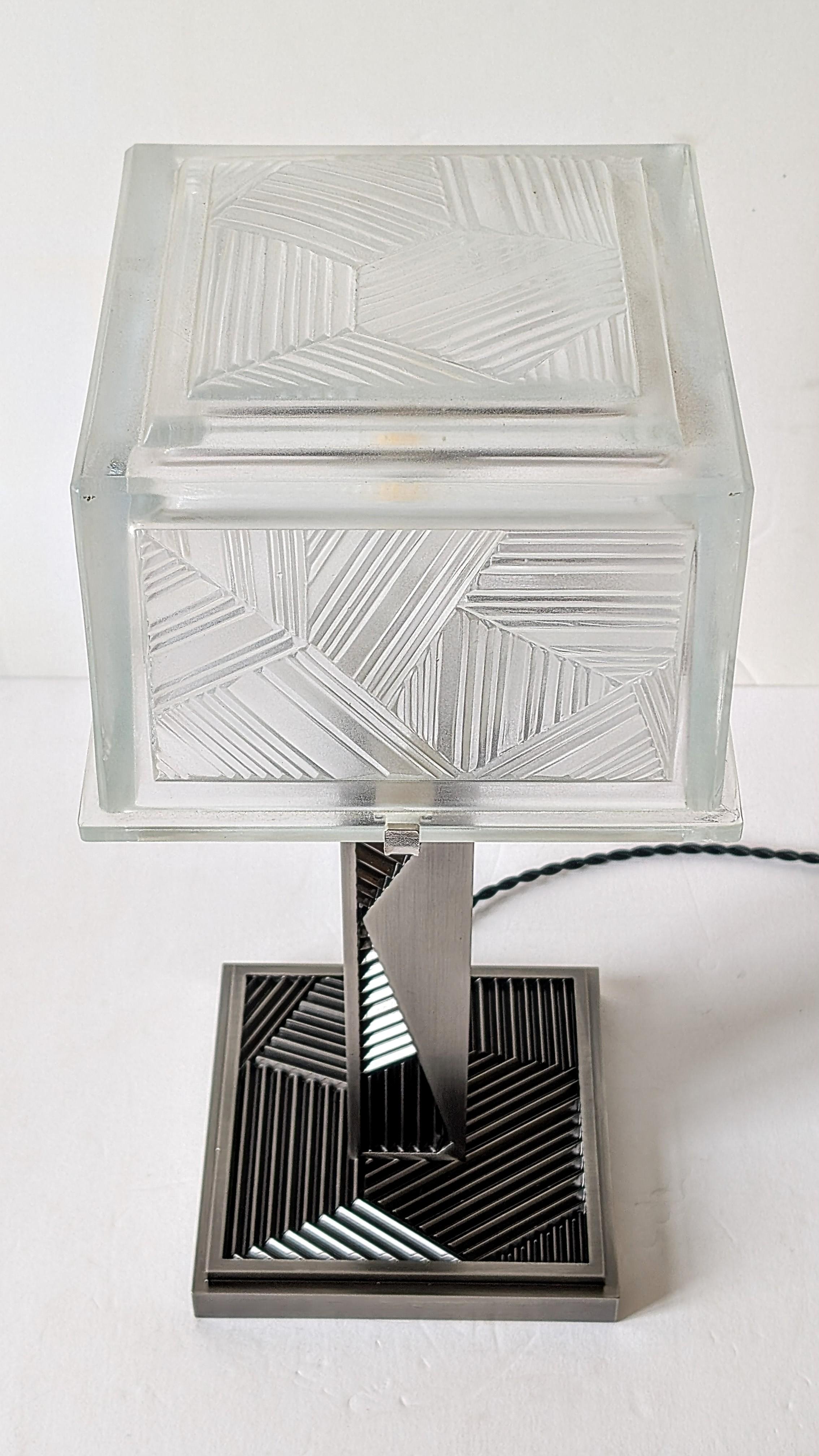 French Art Deco Geometric Table Lamp Signed by Sabino (pair available) For Sale 1