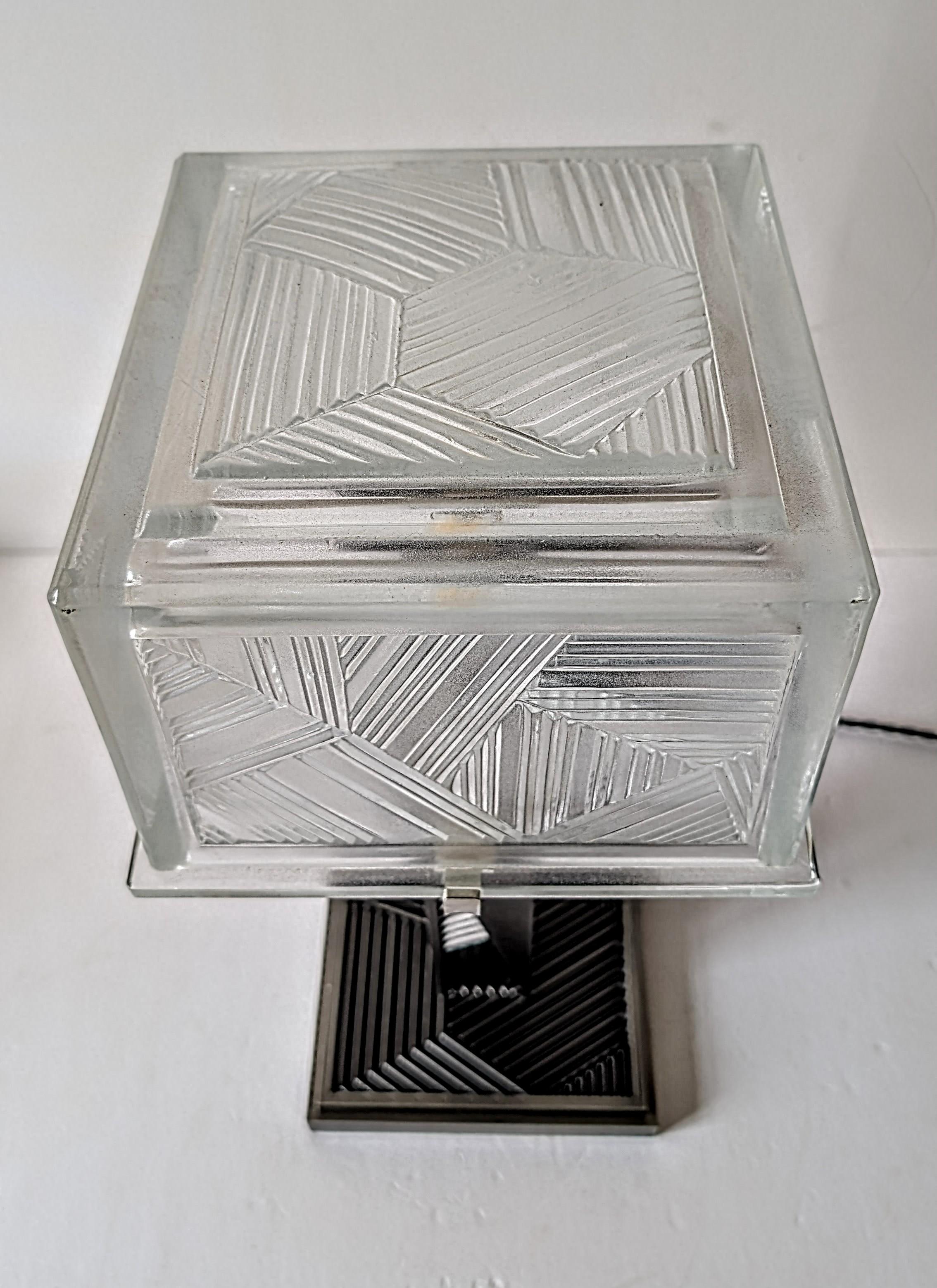French Art Deco Geometric Table Lamp Signed by Sabino (pair available) For Sale 2