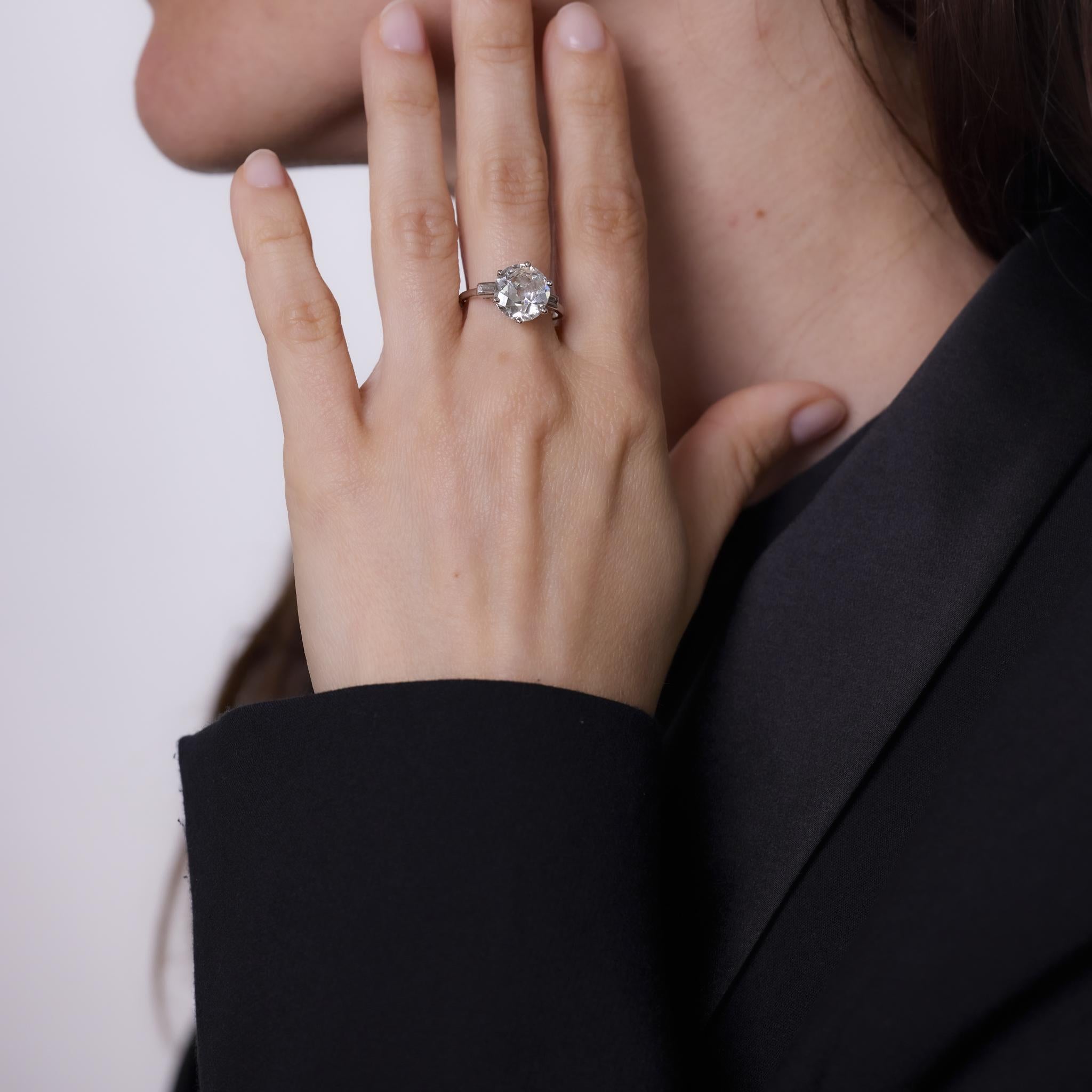 Bague de fiançailles Art déco française en platine avec diamant taille européenne ancienne de 3,62 carats certifié GIA Bon état à Beverly Hills, CA