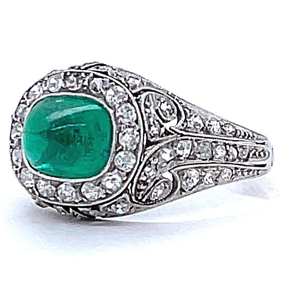 Women's or Men's French Art Deco GIA Colombian Emerald Diamond Platinum Filigree Ring