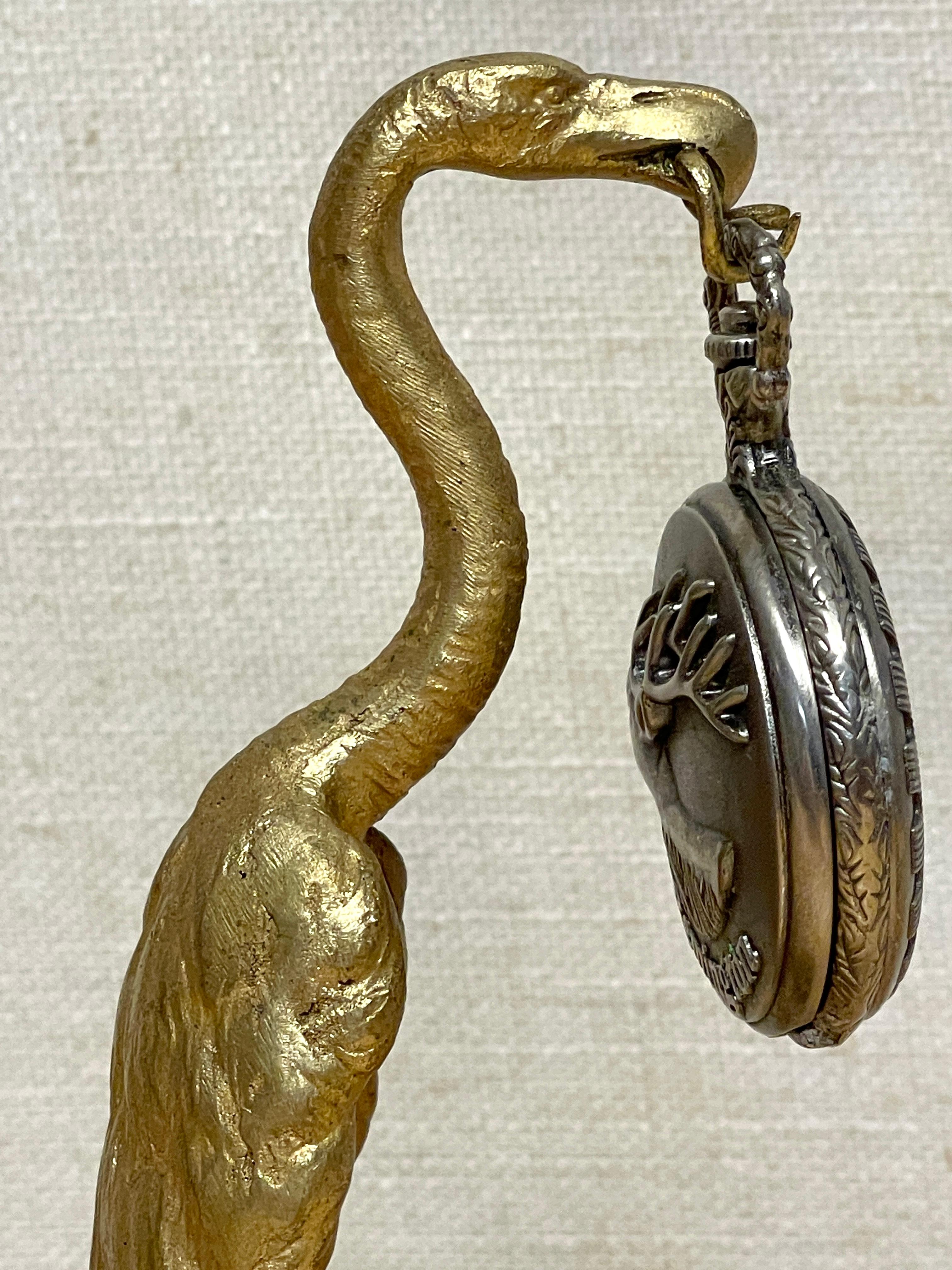 Porte-montre de poche Art déco français debout, en bronze doré, oiseau et serpent en vente 4