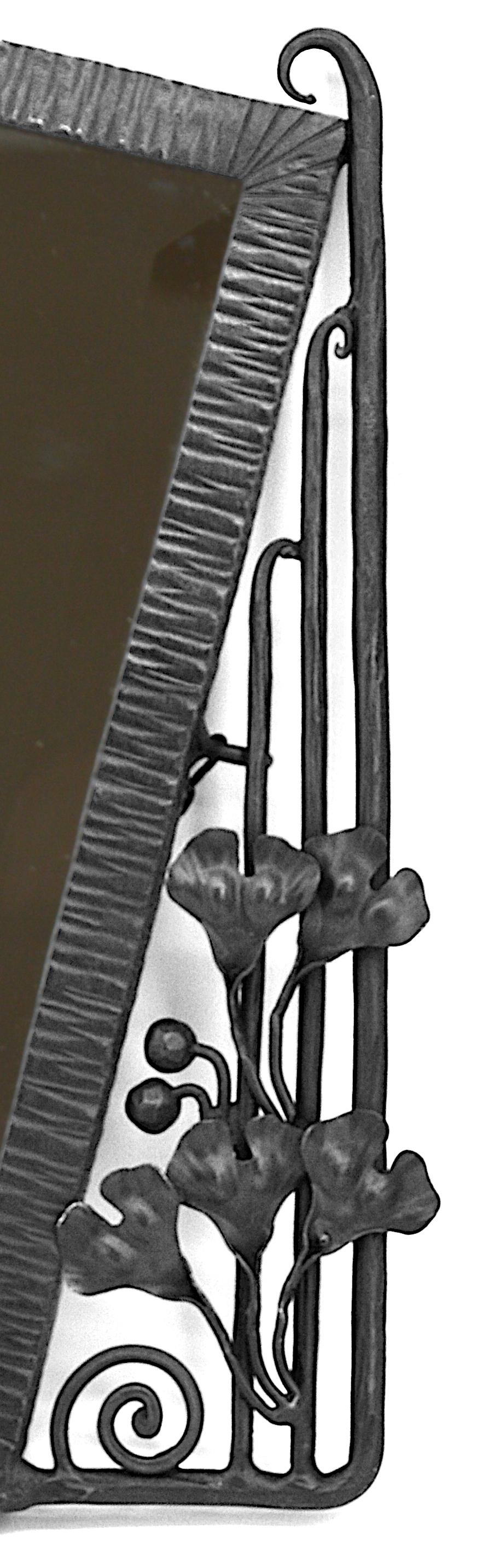 Französischer Art Deco Ginkgo Biloba Wandspiegel 1920 (Spiegel) im Angebot