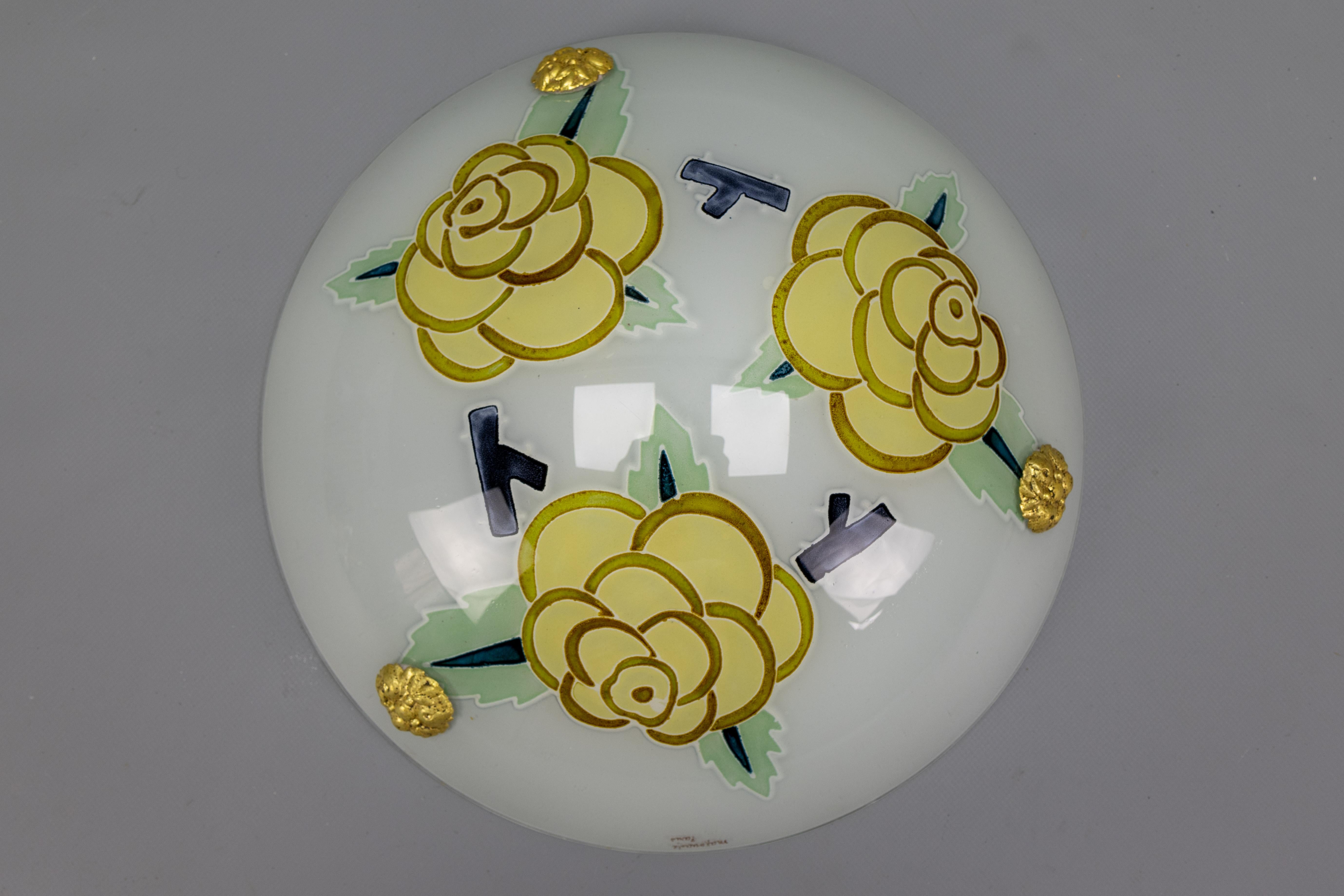 French Art Deco Glass and Brass Flower Pendant Light by Maxonade Paris, 1920s For Sale 10