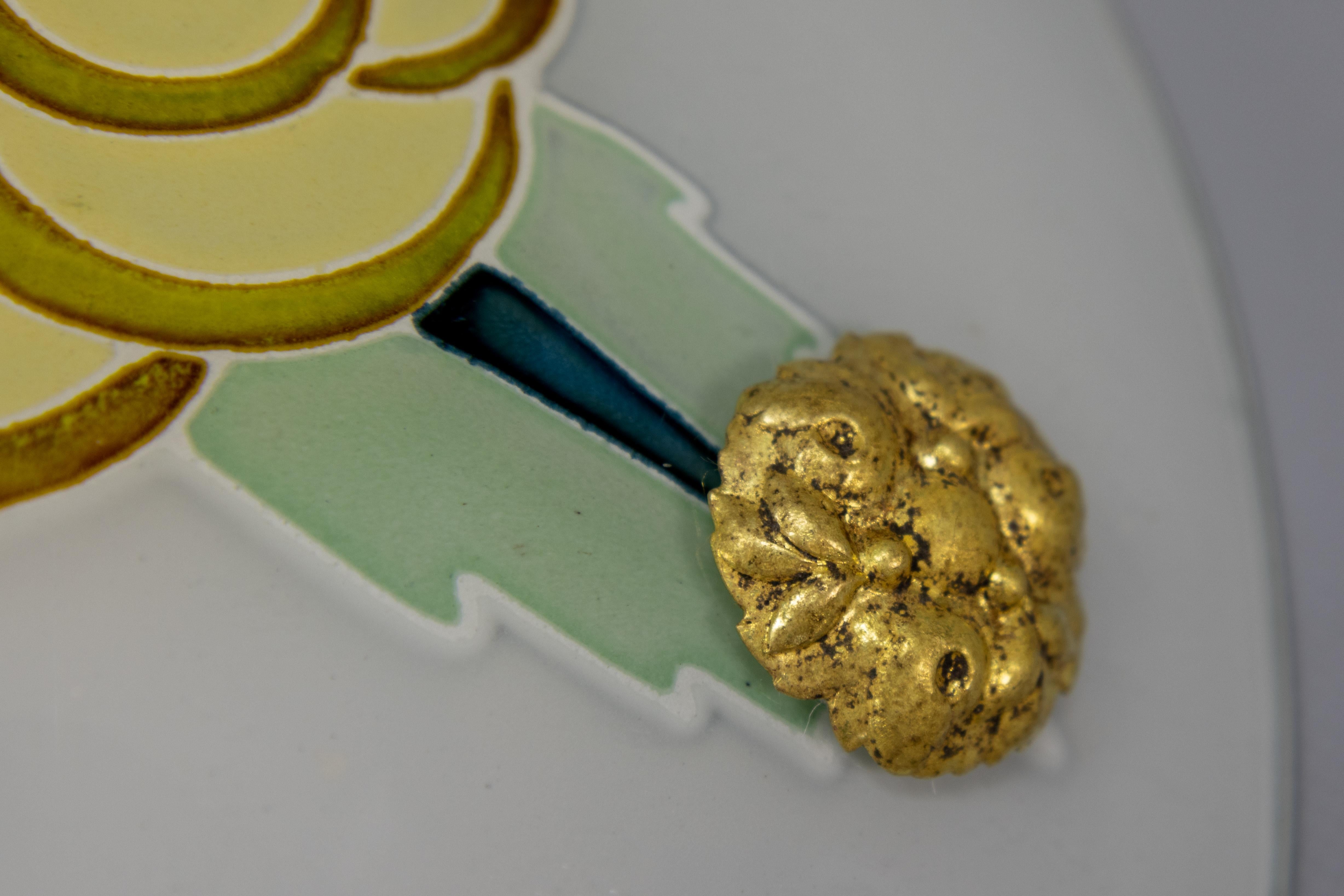 French Art Deco Glass and Brass Flower Pendant Light by Maxonade Paris, 1920s For Sale 12