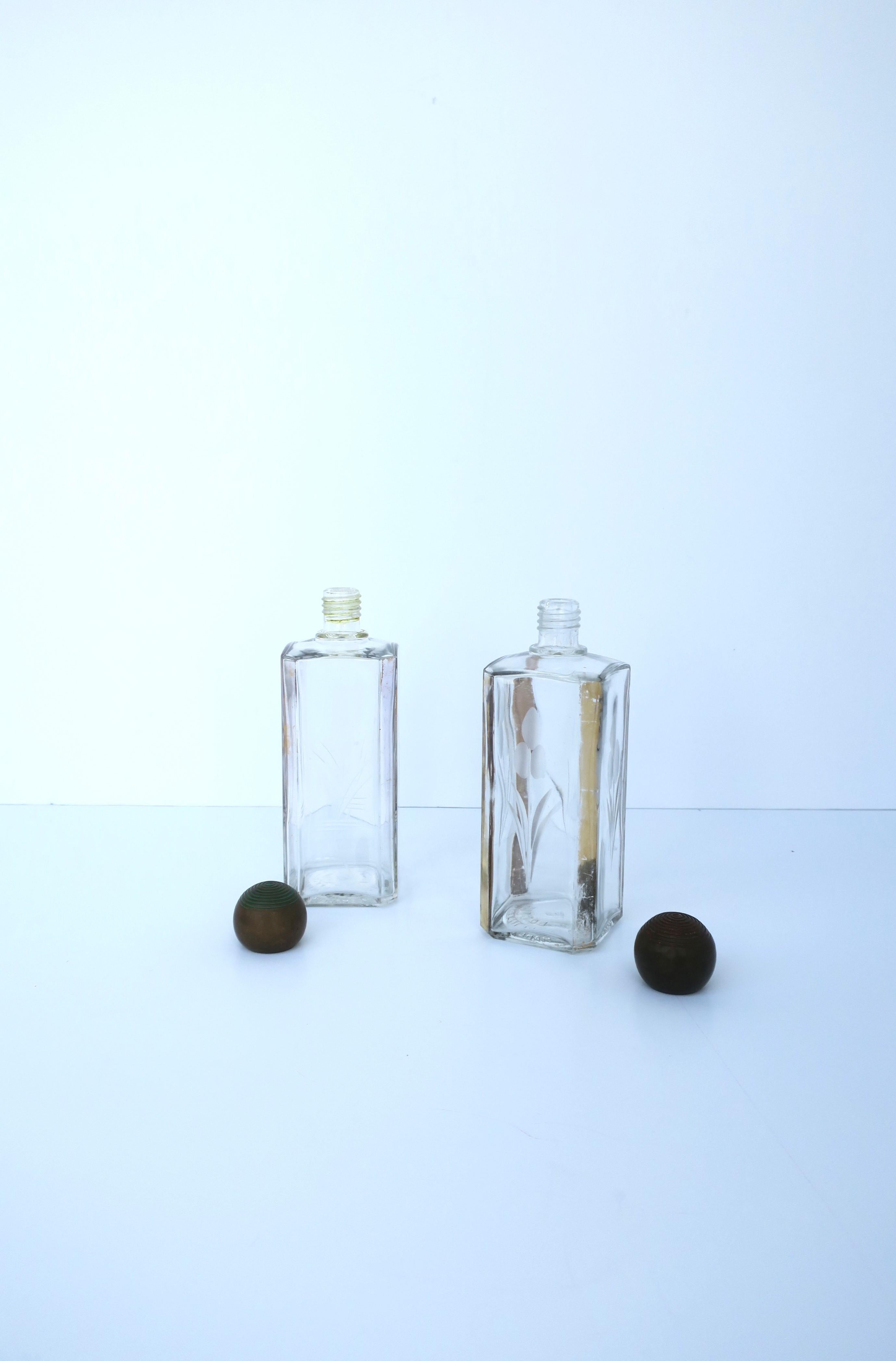 Französische Art-Déco-Glasflaschen aus Paris, Paar im Angebot 1