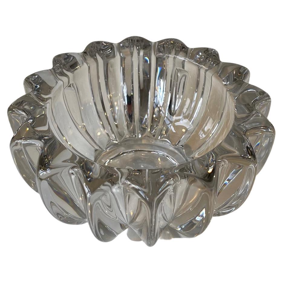 French Art Deco Glass Bowl by Pierre D’avesn, 1940s For Sale