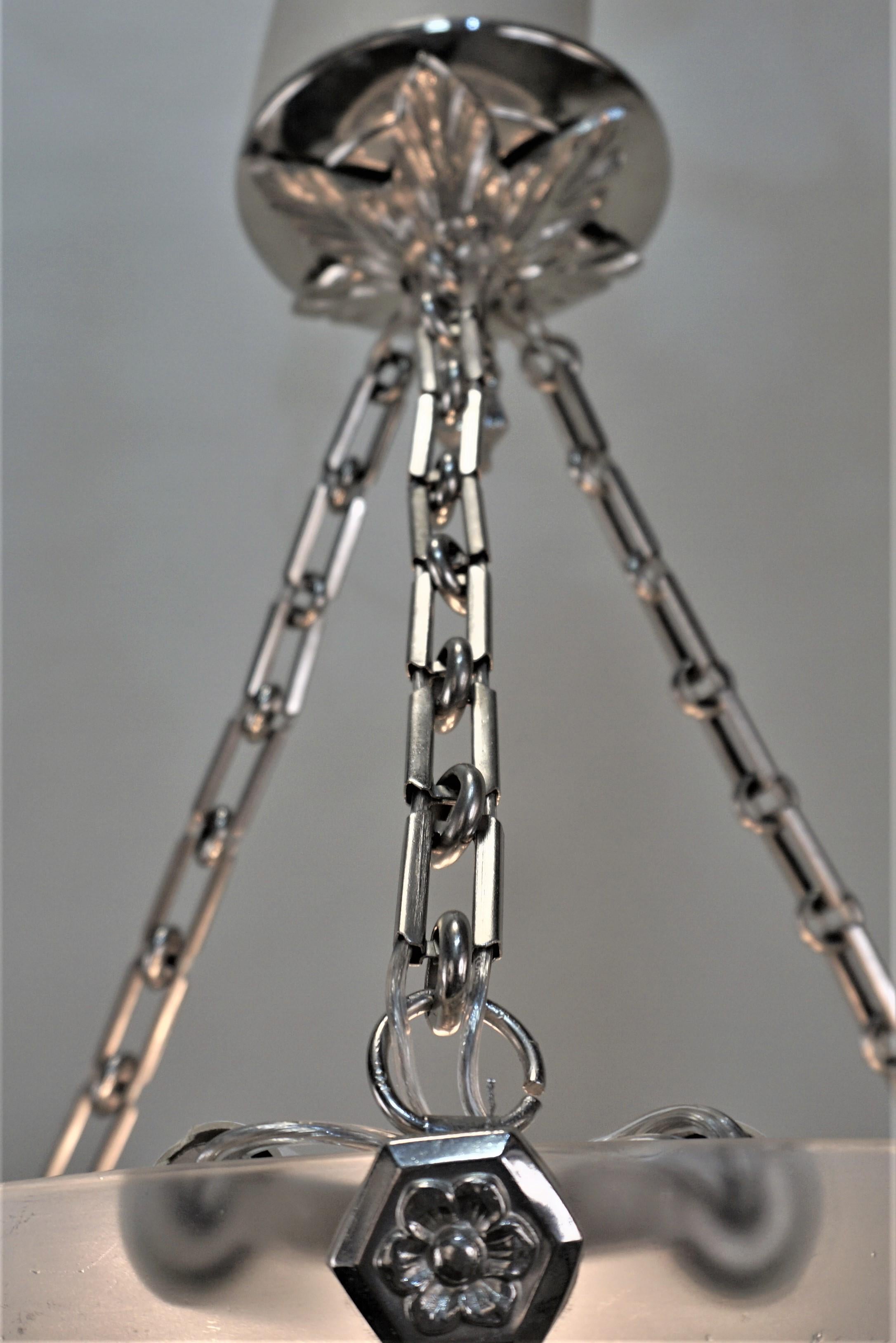 Early 20th Century French Art Deco Glass Chandelier by Verlys