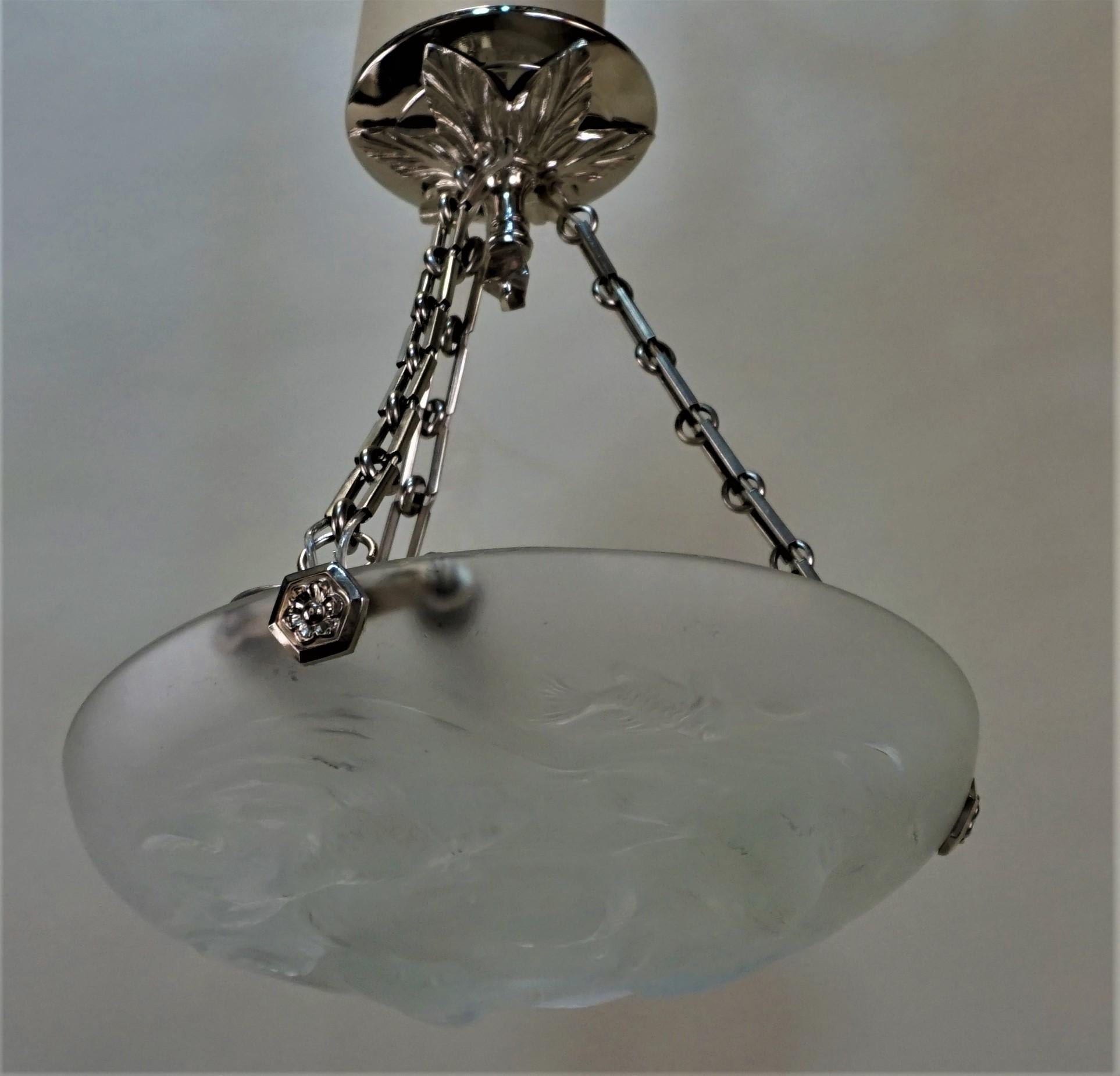 French Art Deco Glass Chandelier by Verlys 3