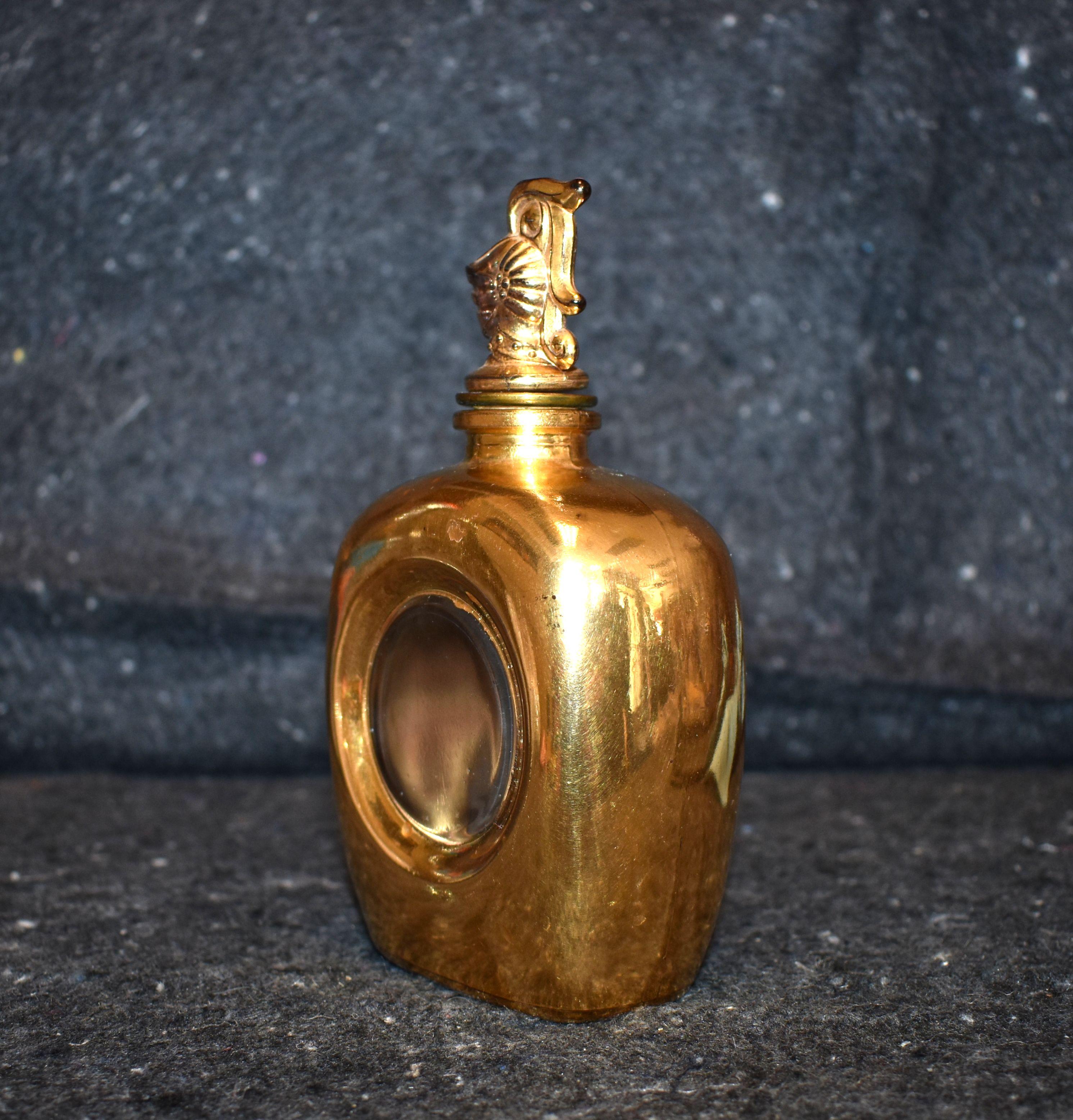 Milieu du XXe siècle Flacon de parfum chevalier en verre Art Déco français en vente