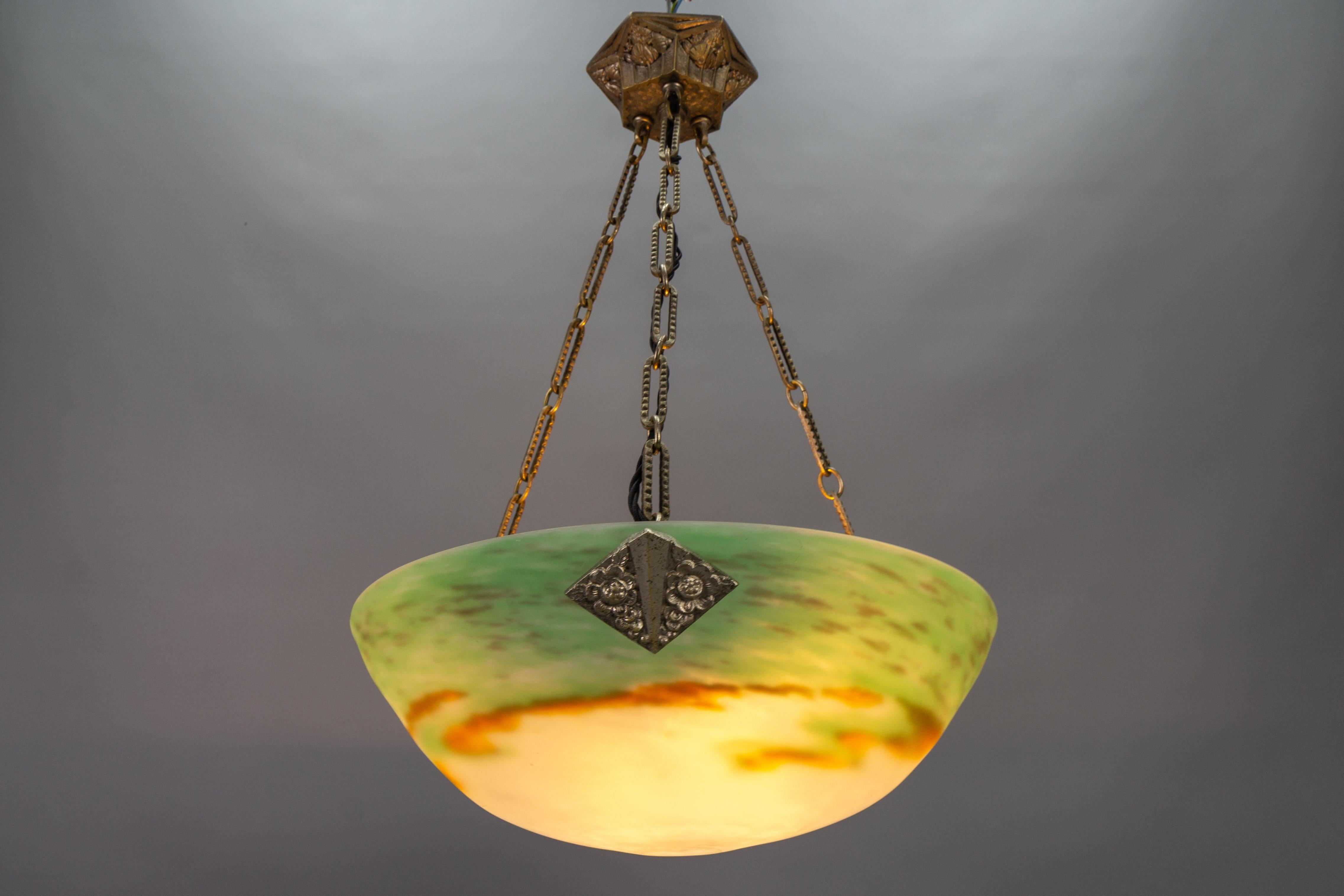 French Art Deco Green Glass Pendant Light by Muller Frères Luneville, 1920s For Sale 10