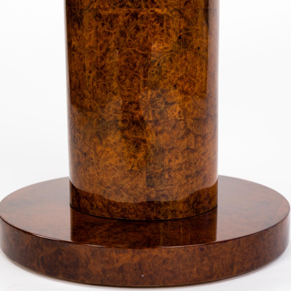 Lacquered French Art Déco Gueridon, Coffee Table Amboyna Veneer High Gloss Lacquer, 1930s