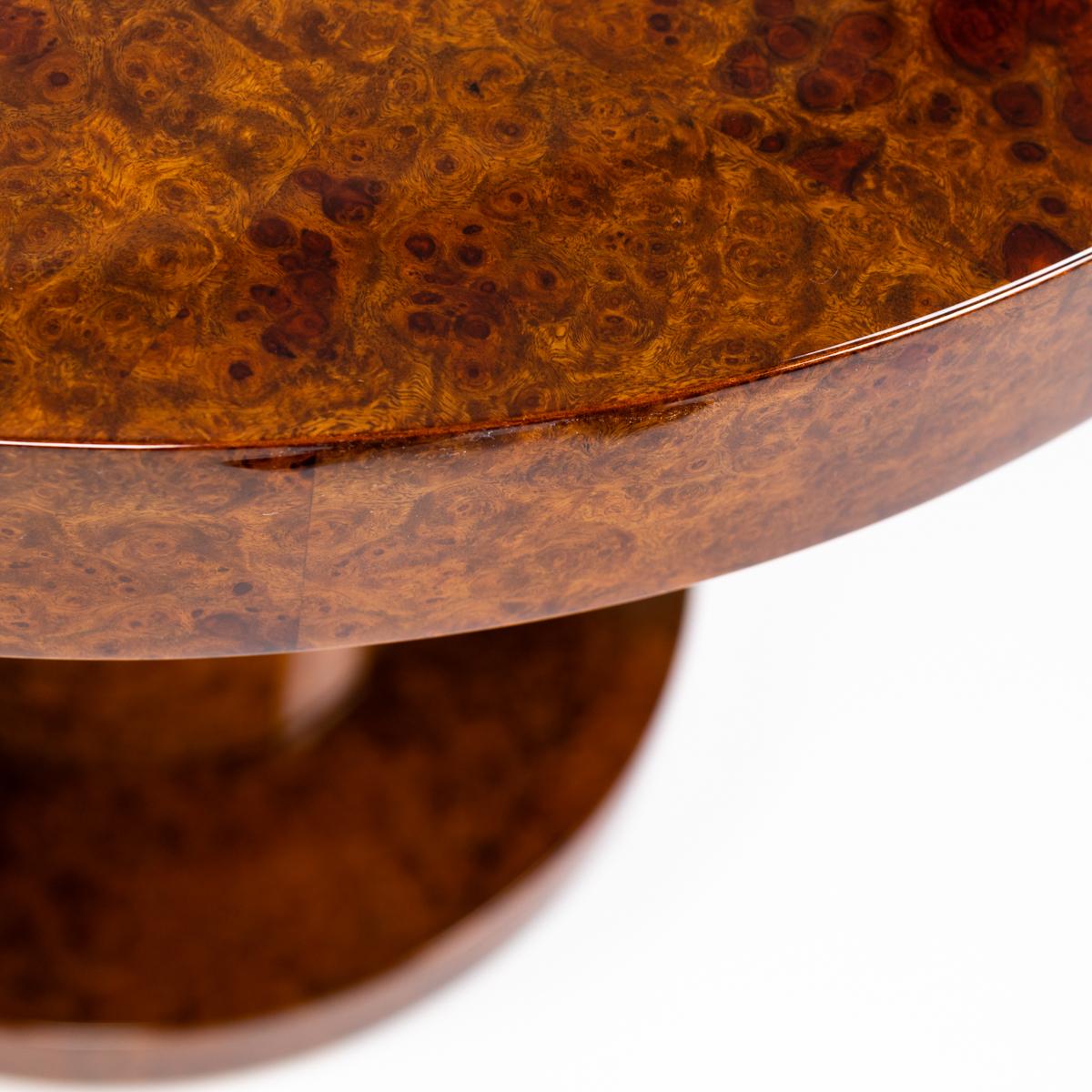 Mid-20th Century French Art Déco Gueridon, Coffee Table Amboyna Veneer High Gloss Lacquer, 1930s