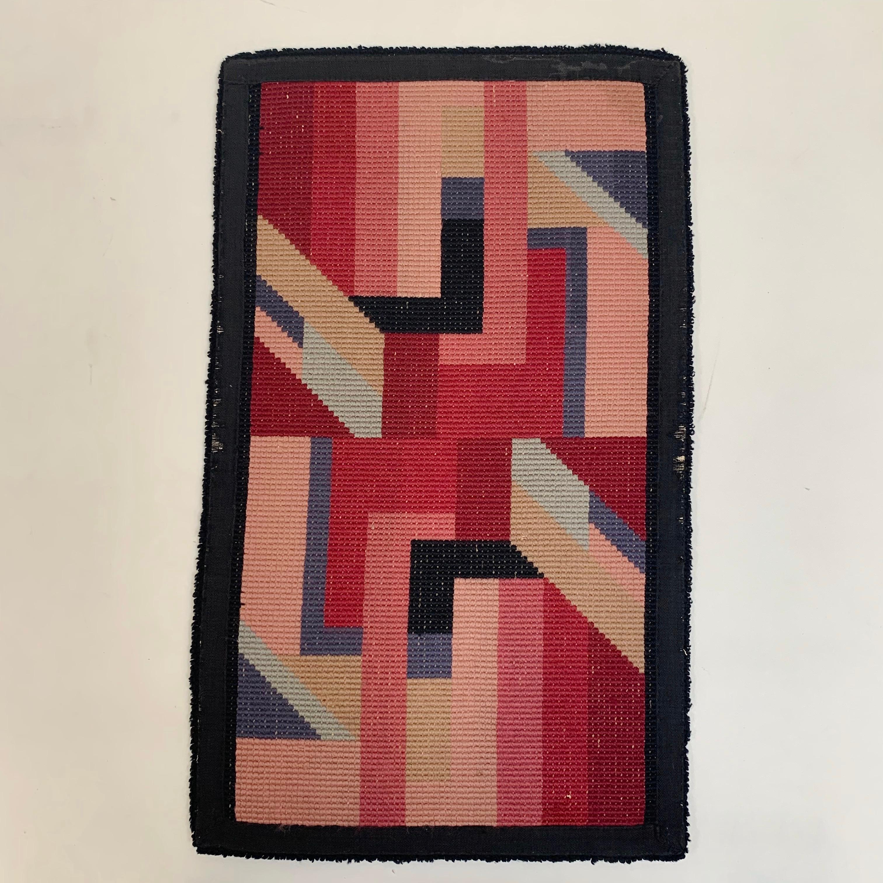 French Art Deco Hand Knotted Wool Rug, circa 1930 For Sale 8