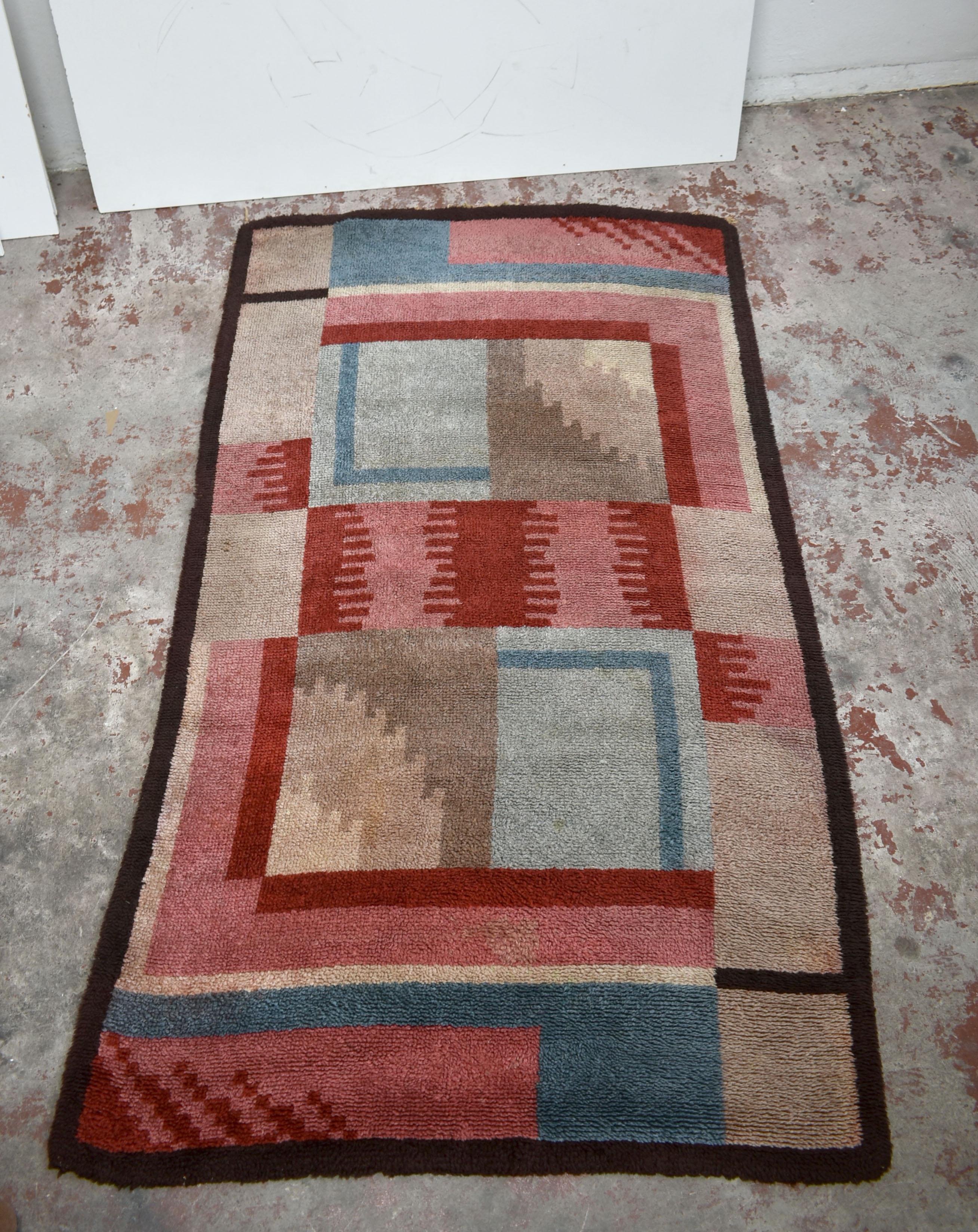 French Art Deco Handwoven Wool Rug, 1930s In Fair Condition For Sale In Zagreb, HR