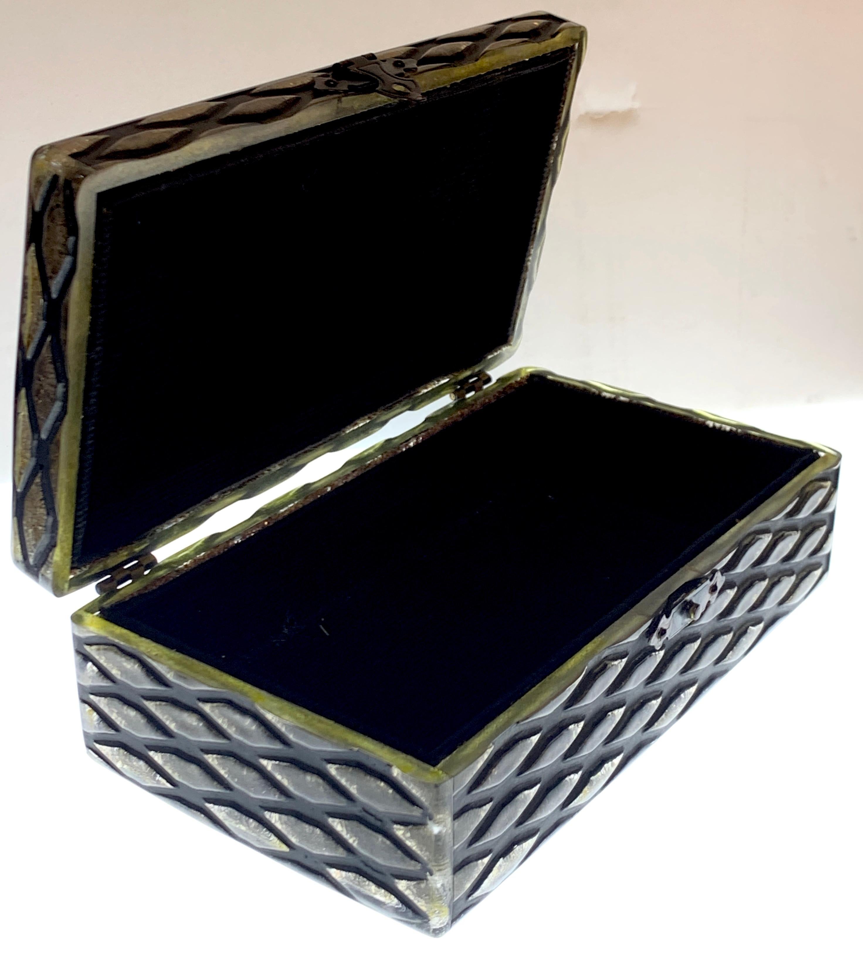 French Art Deco Herringbone Bakelite Box 4