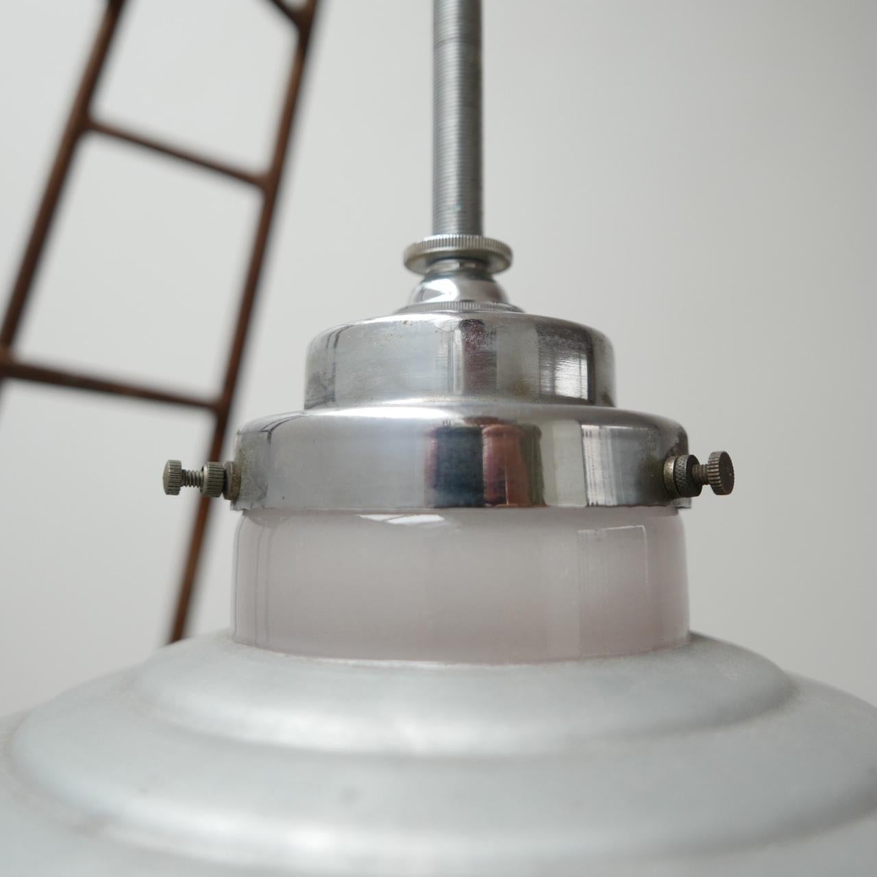 French Art Deco Industrial Pendant Light In Good Condition In London, GB