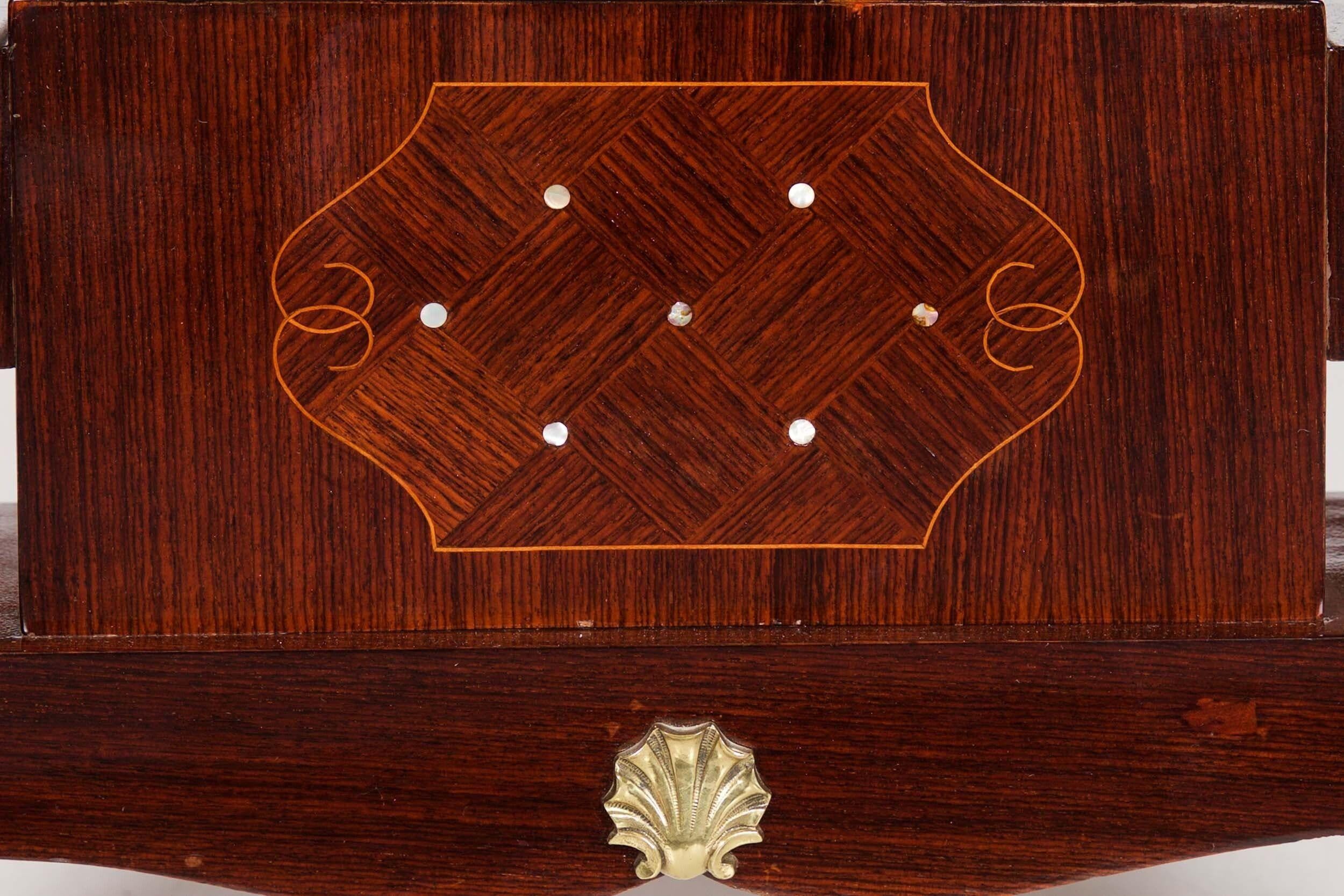 20th Century French Art Deco Inlaid Mother-of-Pearl Rosewood Dining Table, circa 1940s For Sale