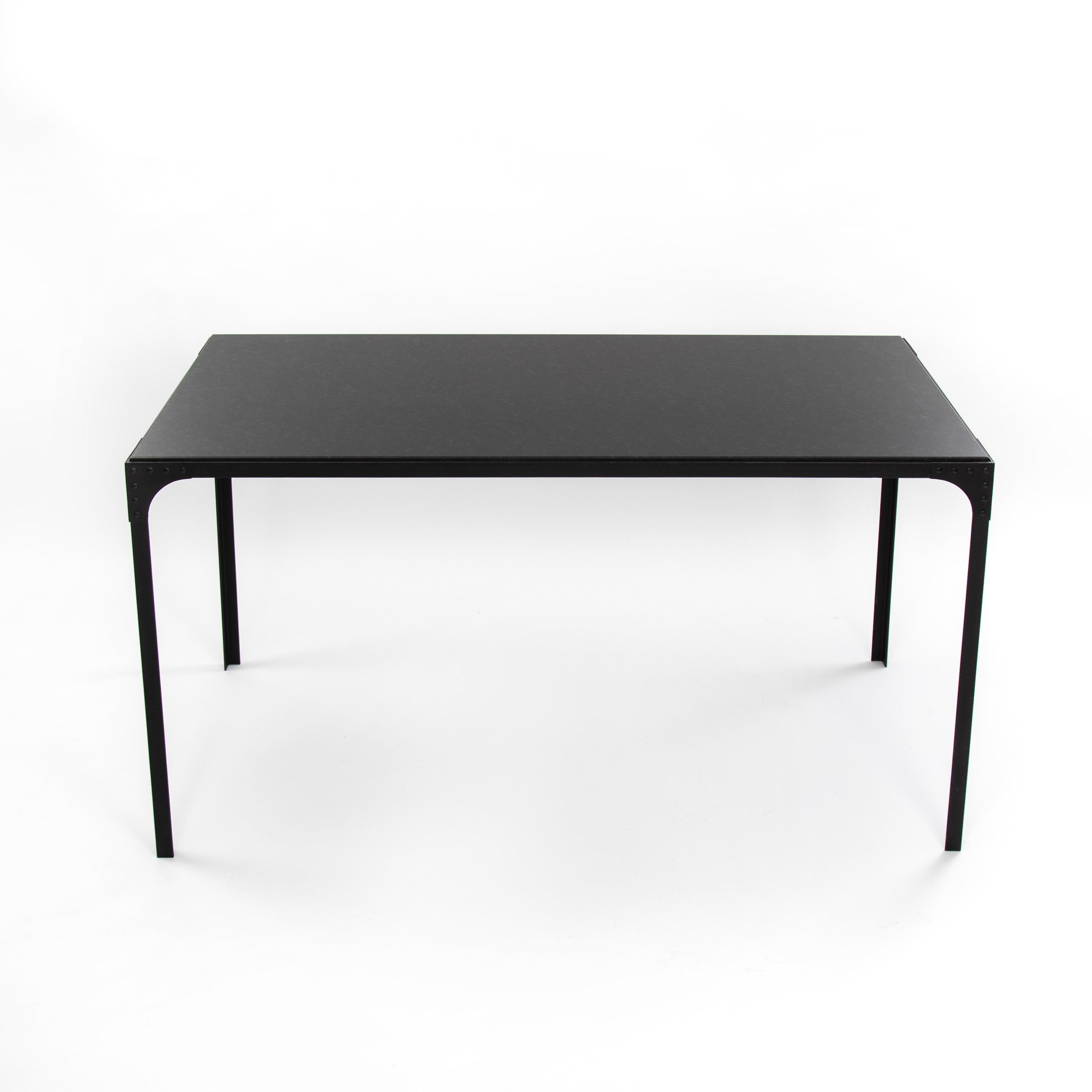 Französischer Art Déco-Schreibtisch aus Eisen und Marmor im Industrial Design 1940er Jahre im Zustand „Gut“ in Salzburg, AT