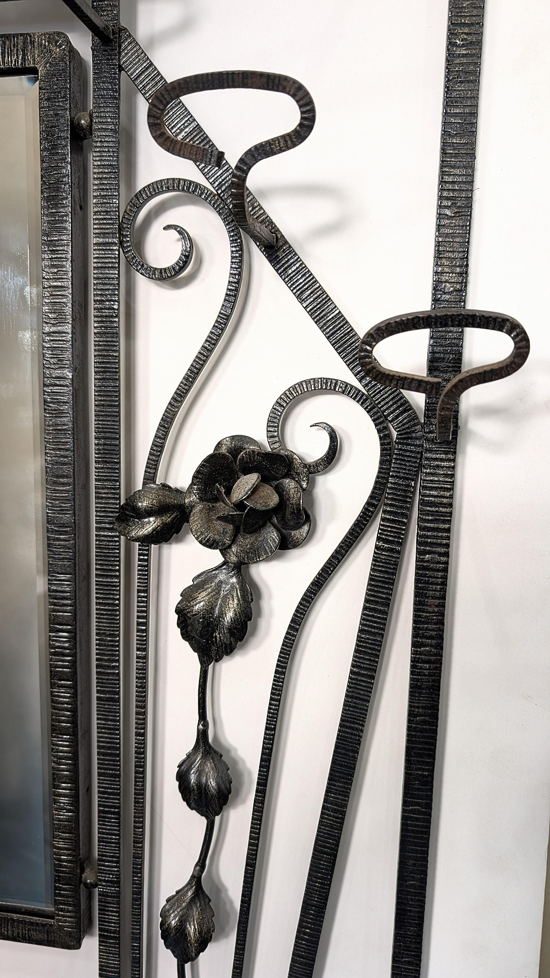 Árbol de recibidor/perchero iluminado de hierro art decó francés c/consola, Paragüero en Bueno estado para la venta en Long Island City, NY