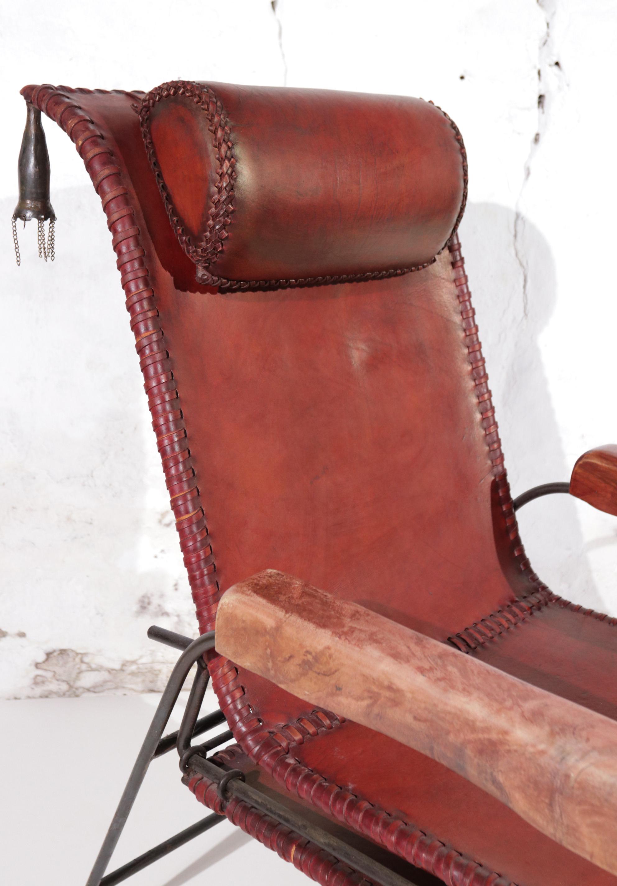 French Art Deco Iron & Leather Lounge Chair with Extension For Sale 10