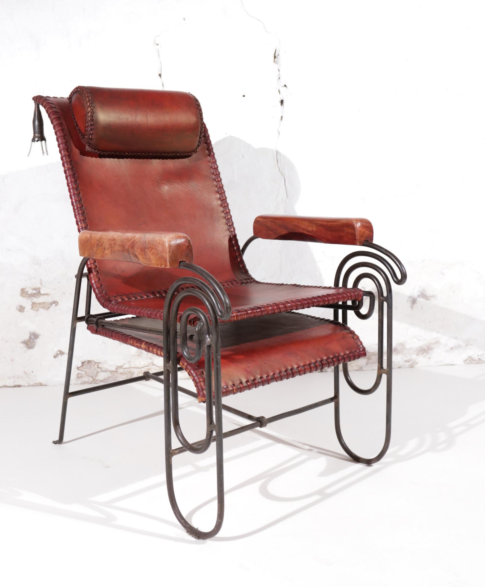 French Art Deco Iron & Leather Lounge Chair with Extension For Sale 13
