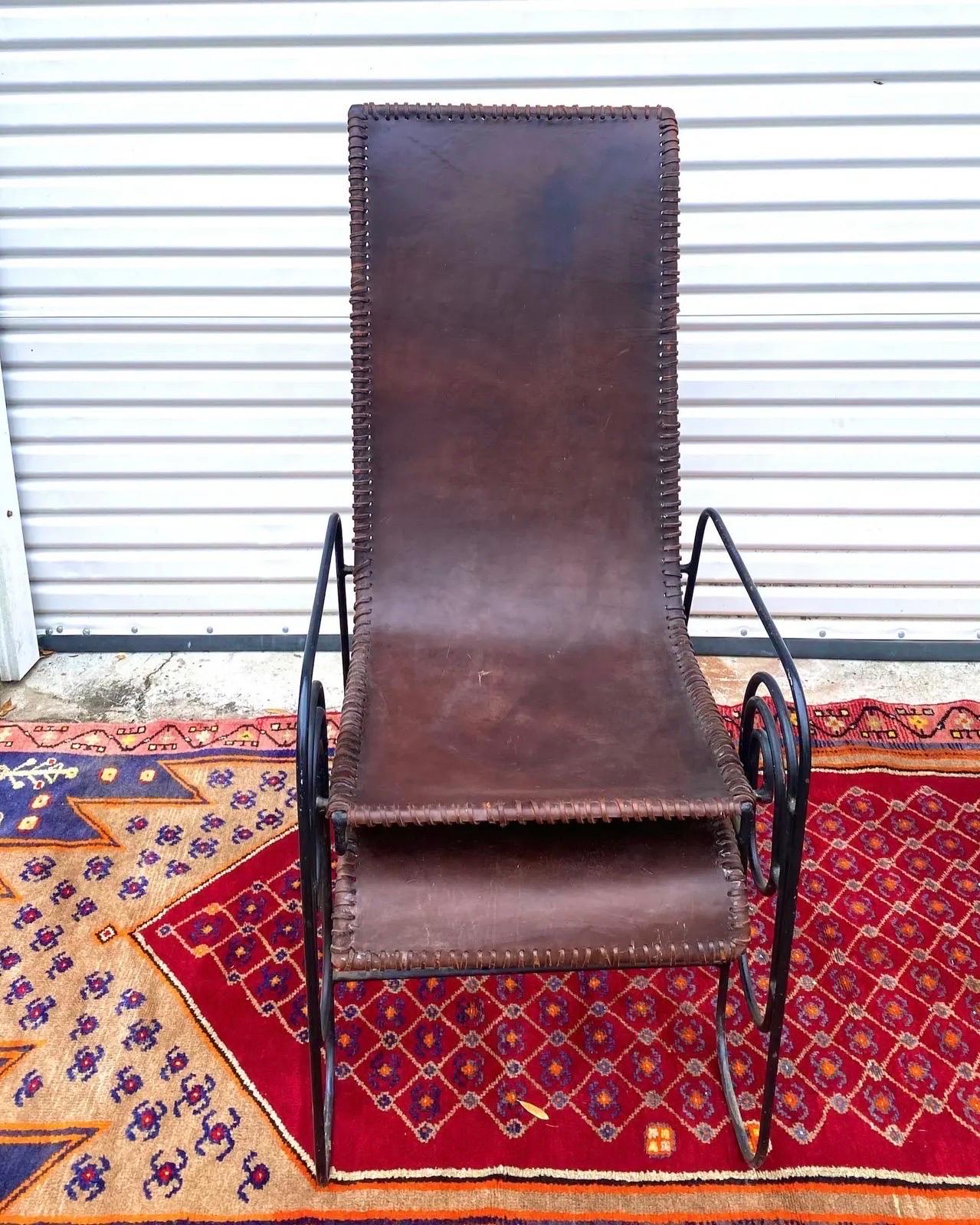 French Art Deco Iron Lounge Chair With Extension Circa 1925 In Good Condition For Sale In Charleston, SC