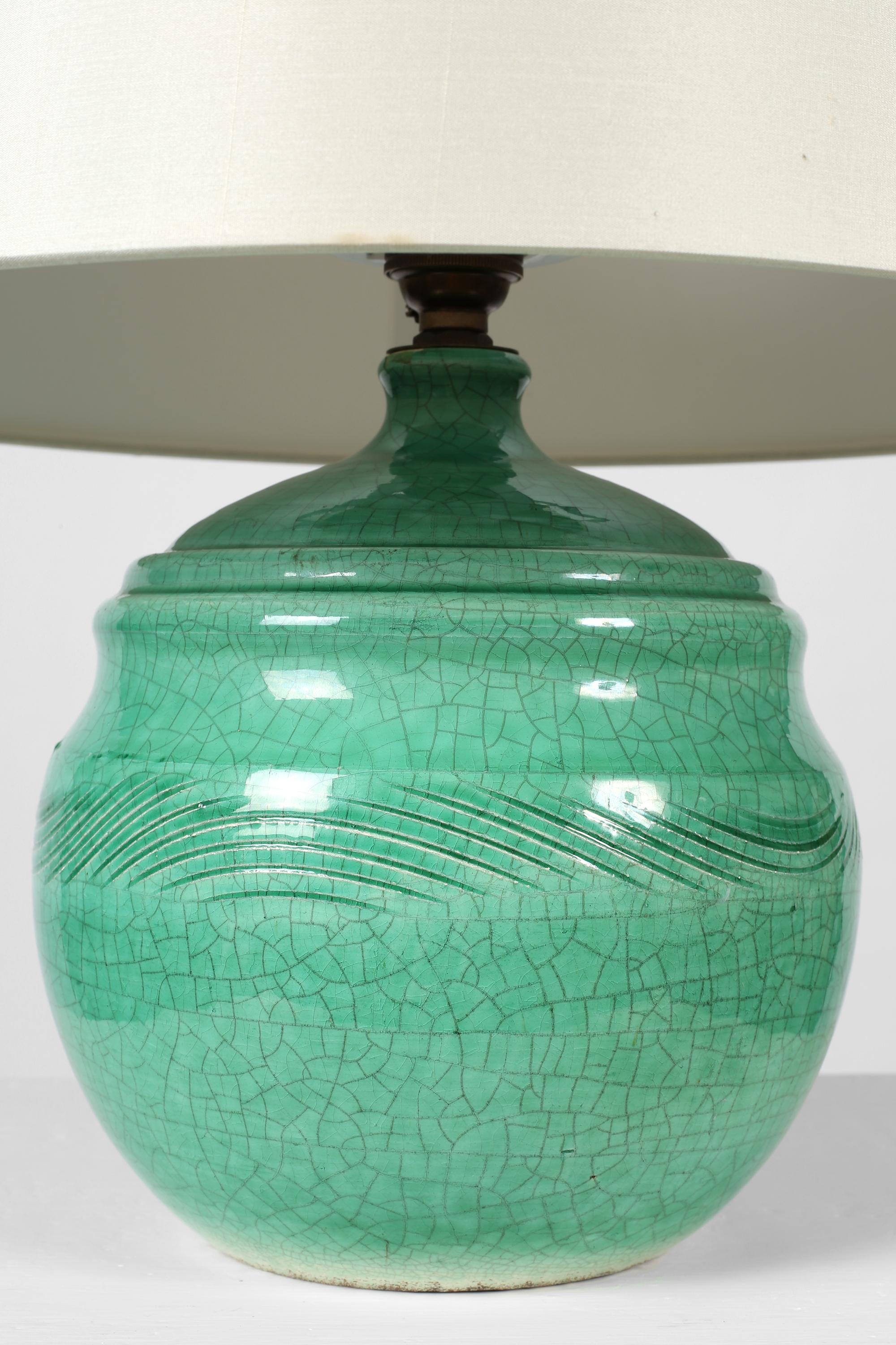 French Art Deco Jean Besnard Crackle Glazed Ceramic Table Lamp In Good Condition For Sale In London, GB