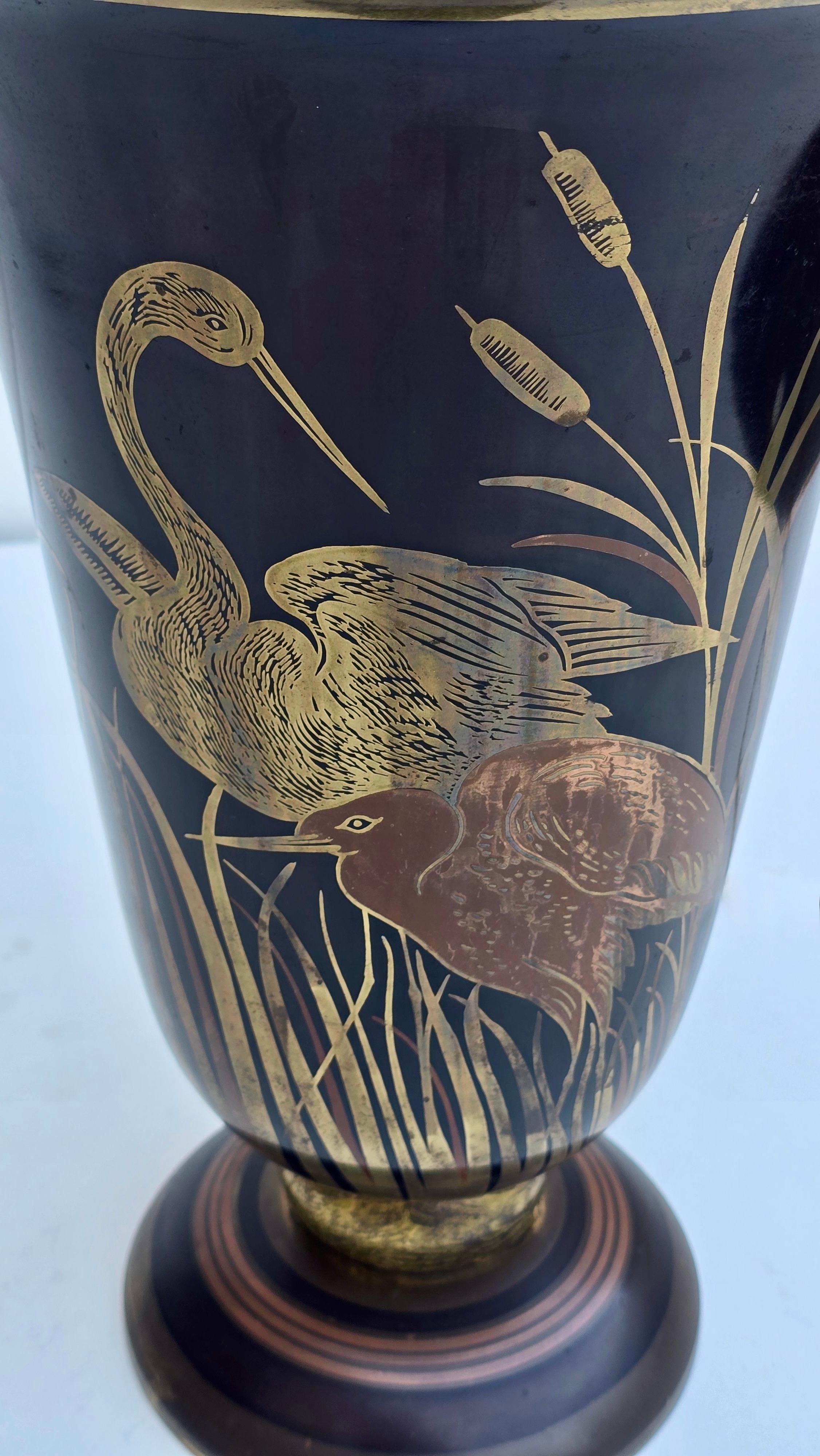 Pied de lampe laqué et doré Art déco français par A. Ducobu, vers 1930 Bon état - En vente à Antwerp, BE