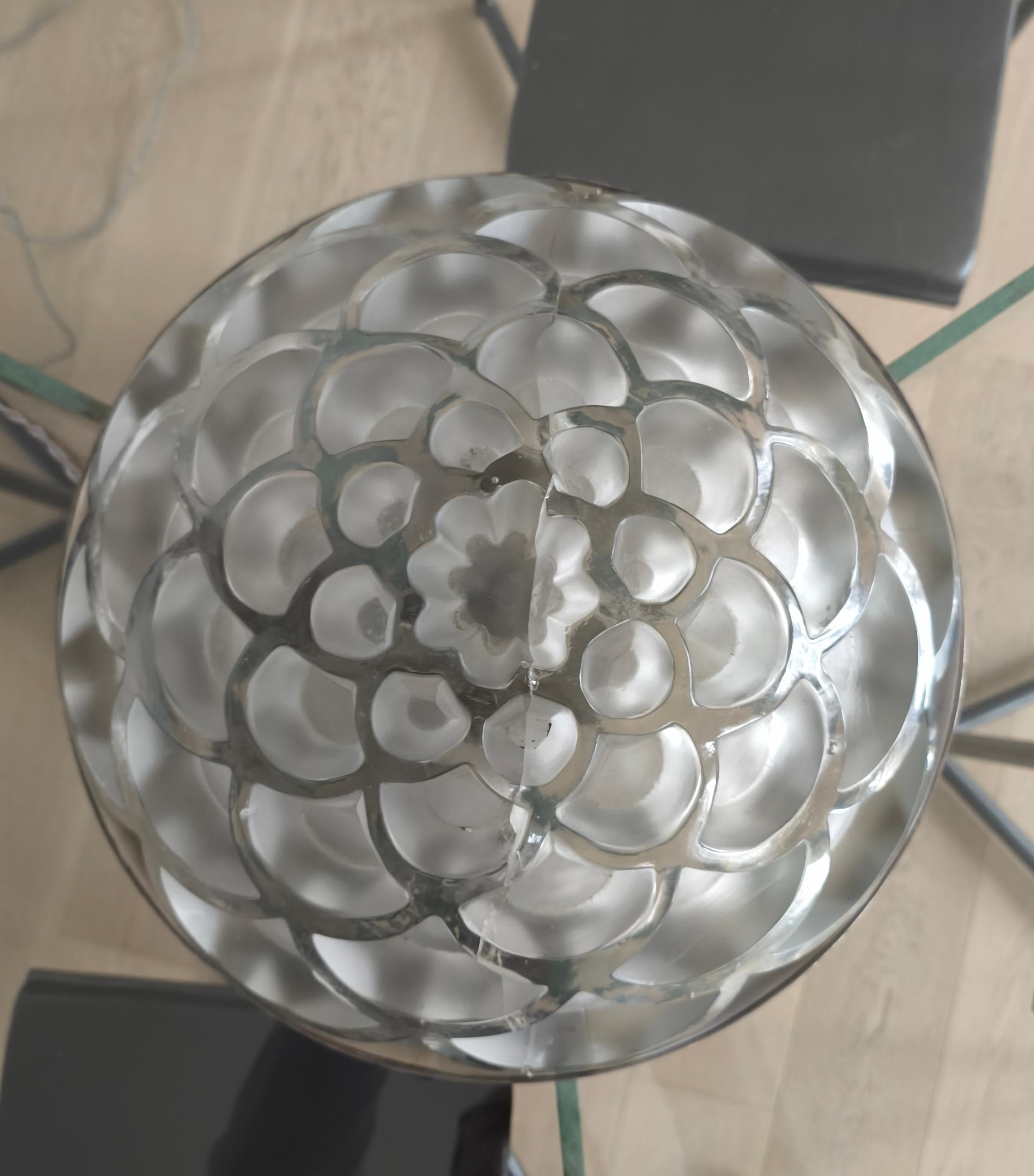 Lampe Art Déco par René Lalique 