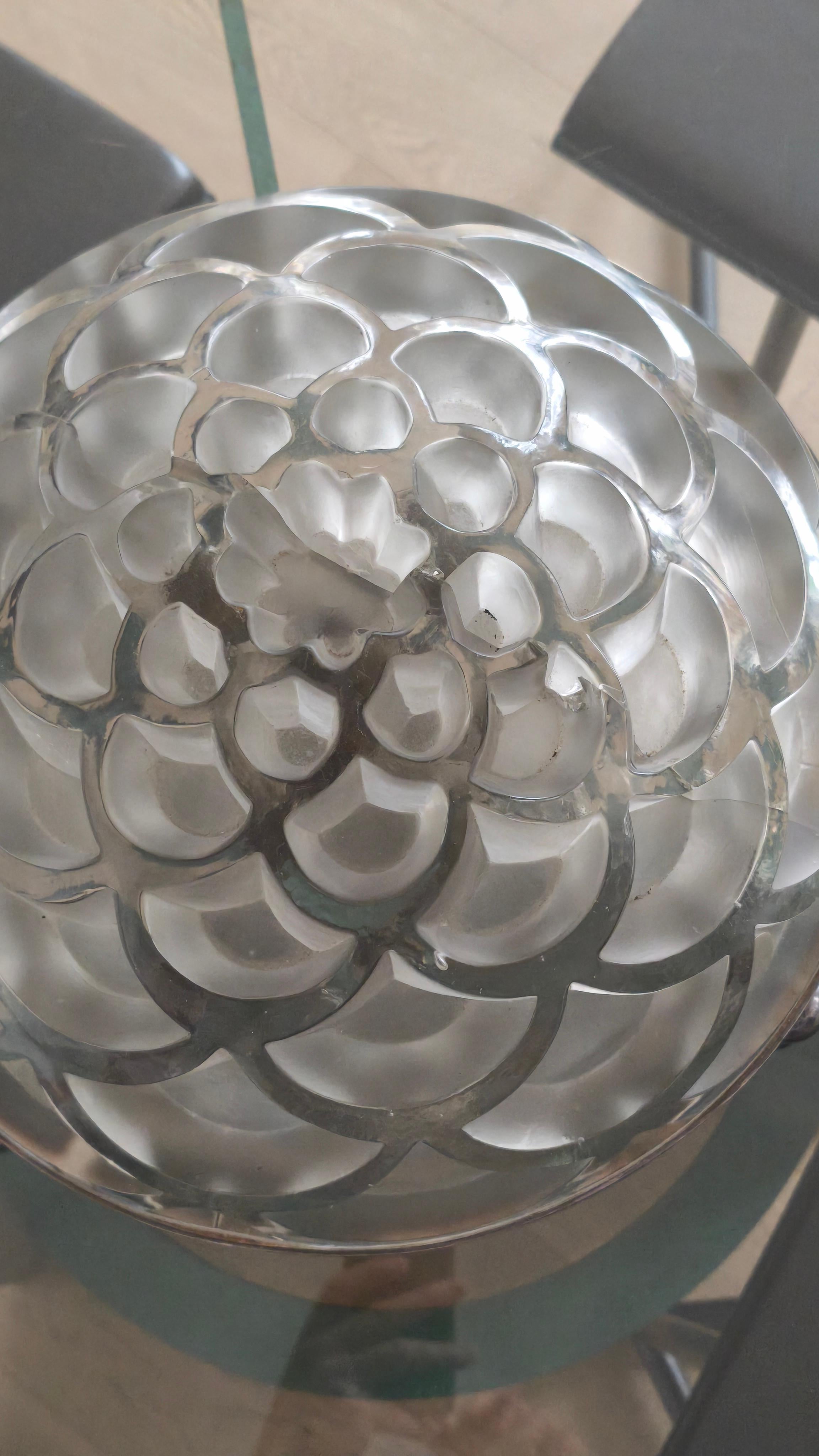 Lampe Art Déco par René Lalique 