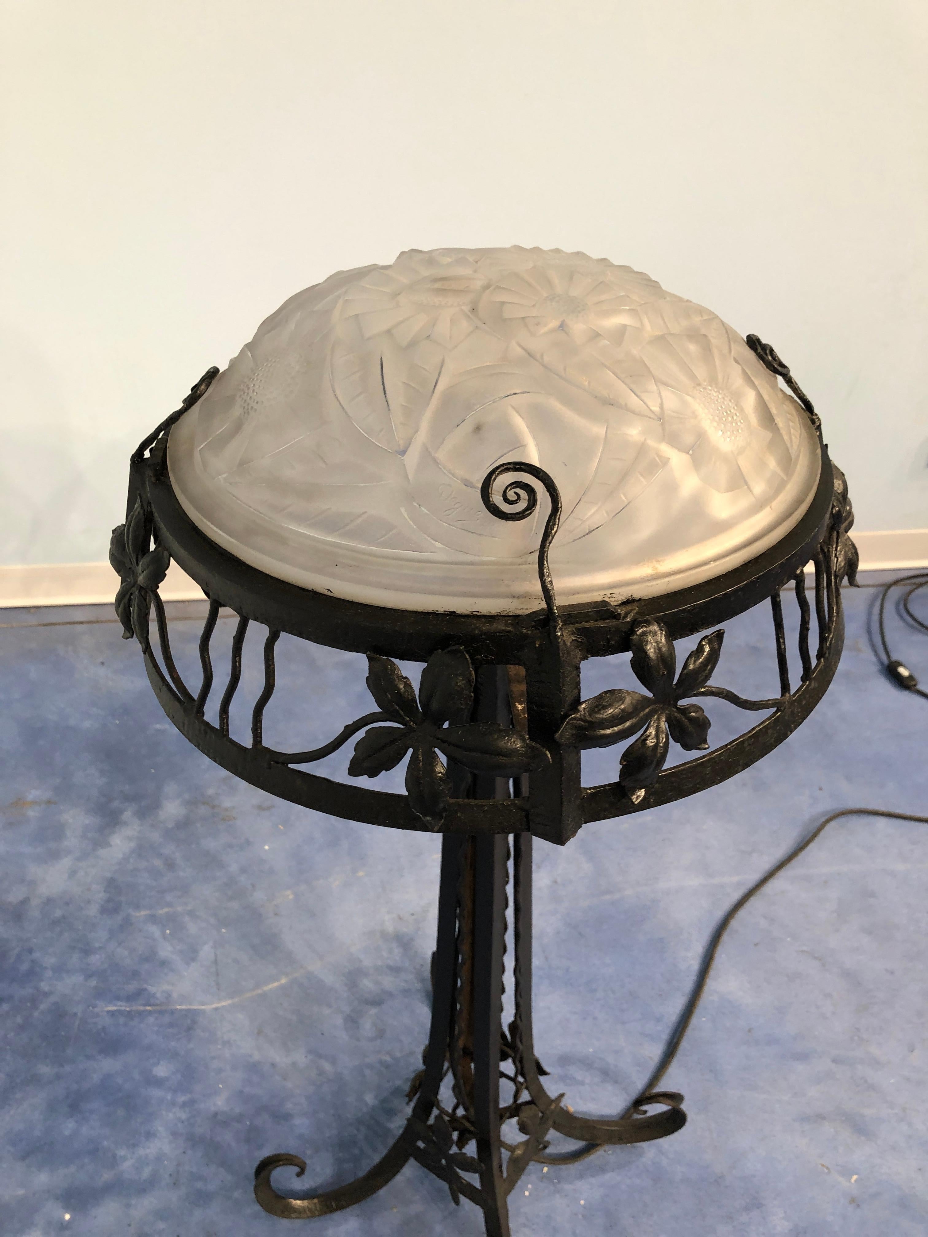 Glass French Art Deco Lamp Signed by Degué, 1930s For Sale