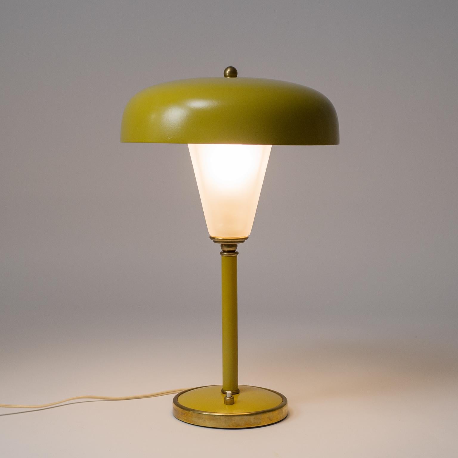 French Art Deco Lantern Table Lamp, 1940s 6