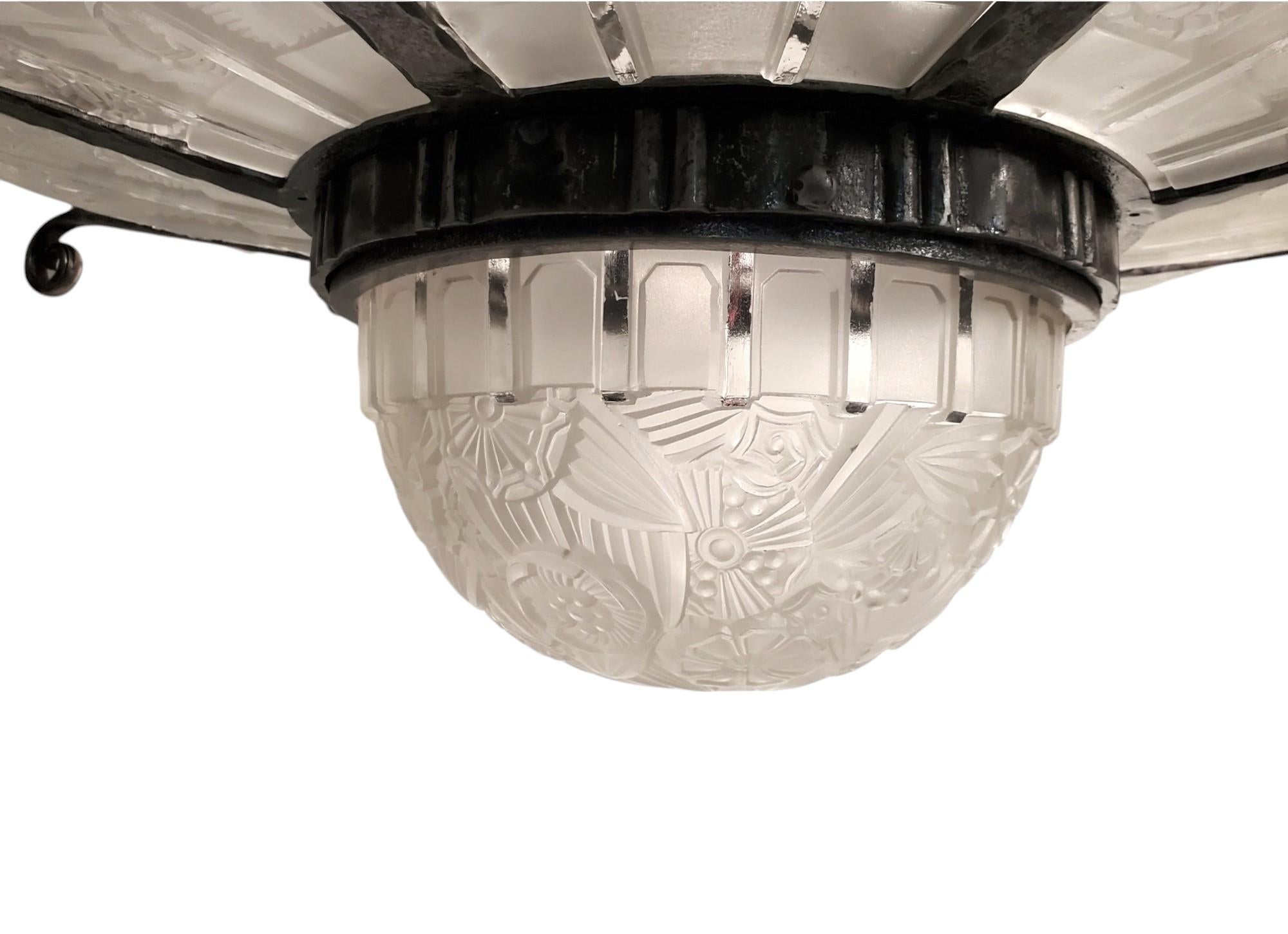 Französisch Art Deco große 8 Panel 8 Tulpen original Kronleuchter Signiert Hettier Vincent im Angebot 3