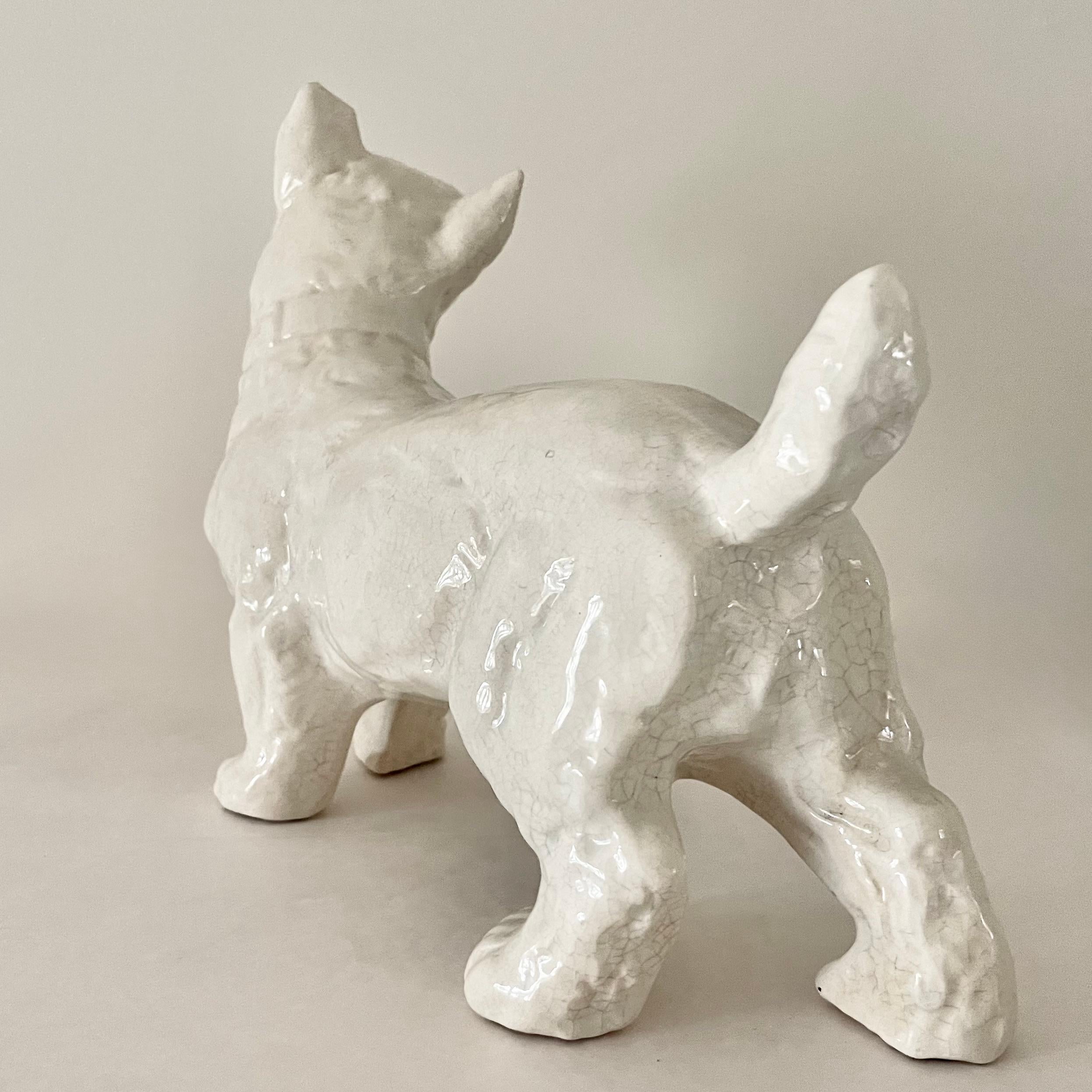 Metà XX secolo Volpe Terrier francese Art Deco di grandi dimensioni in ceramica in vendita