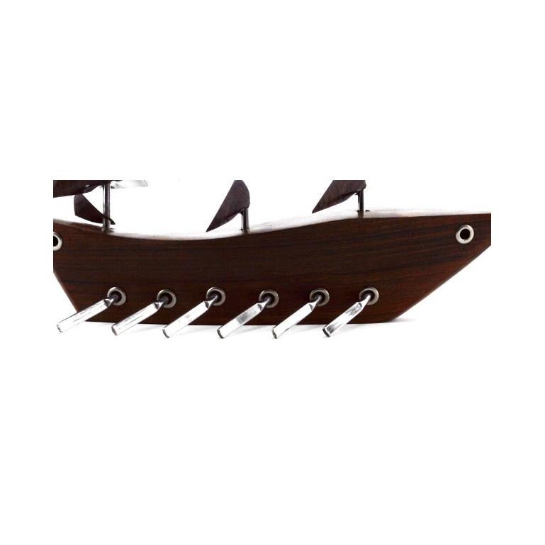 Français Grand bateau de galet Art Déco français par Art Bois, 1920 en vente
