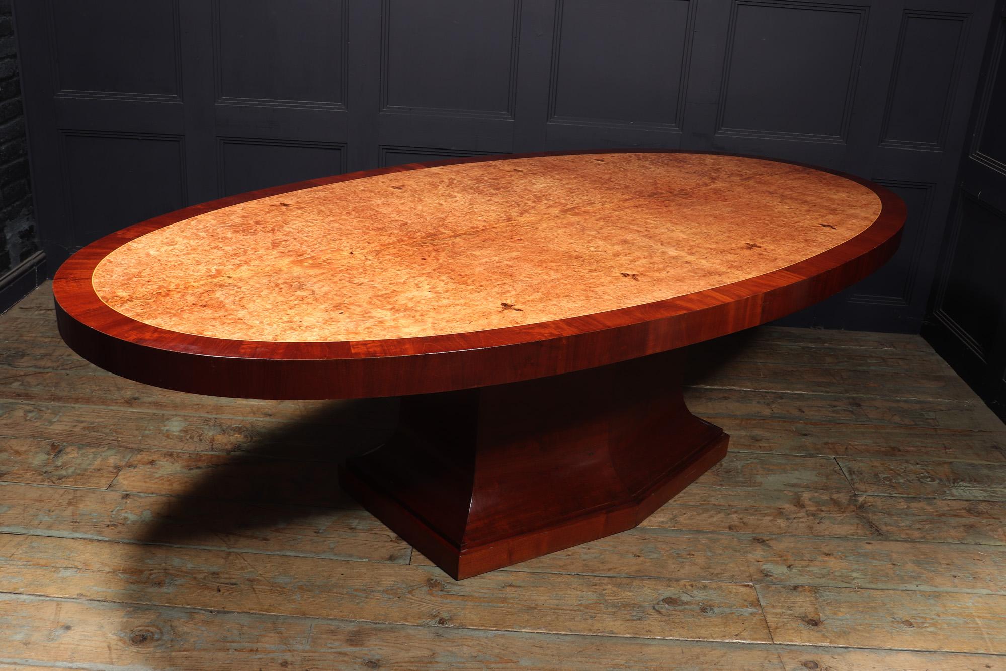 Grande table ovale Art Déco française en vente 3
