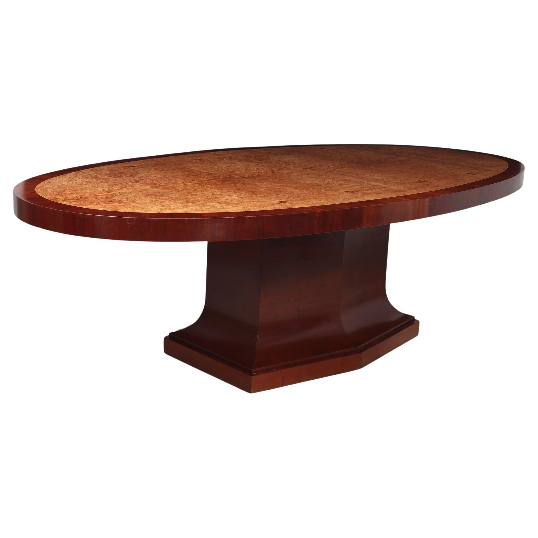 Grande table ovale Art Déco française en vente