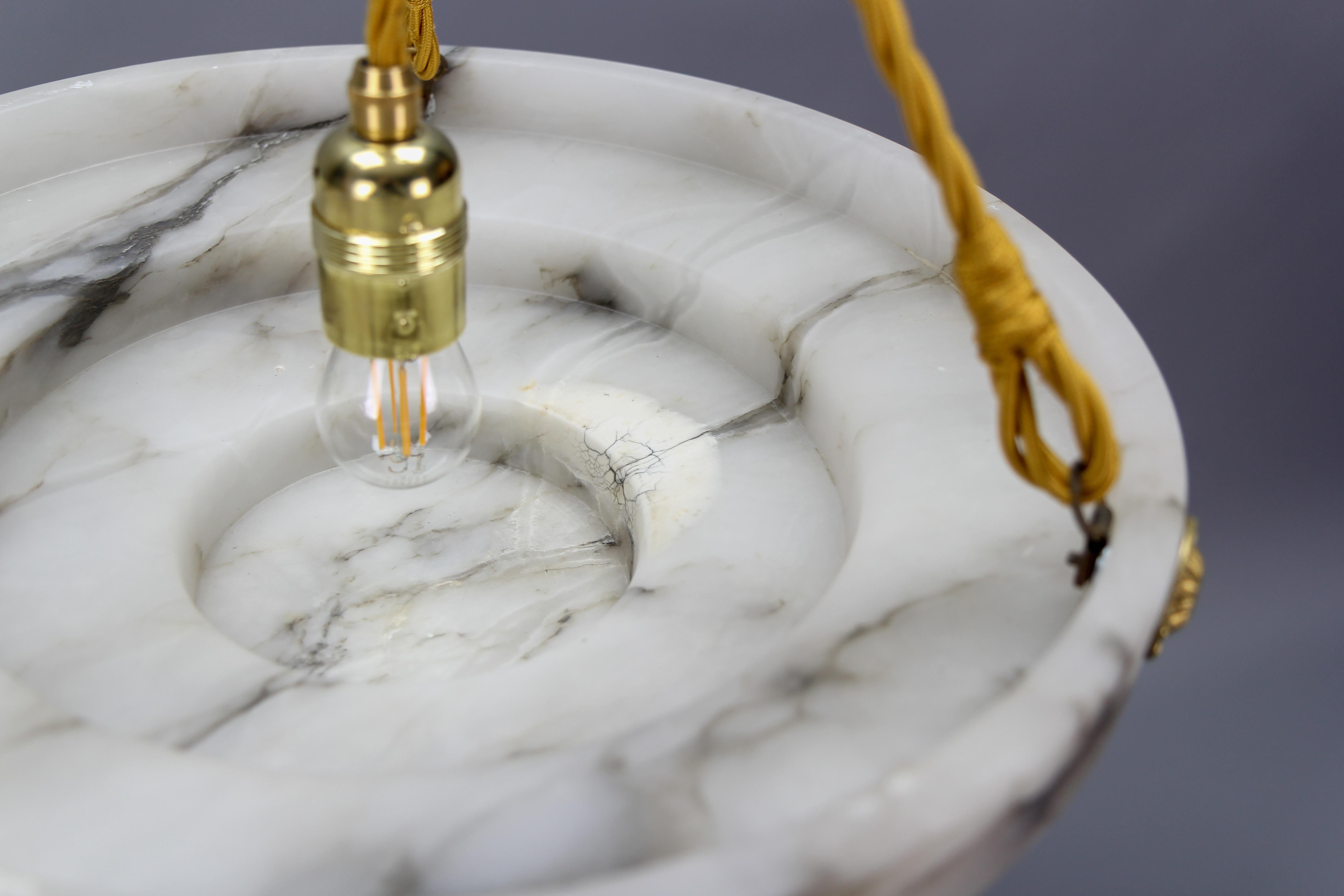 French Art Deco Layered White and Black Alabaster Pendant Light, 1920s 7