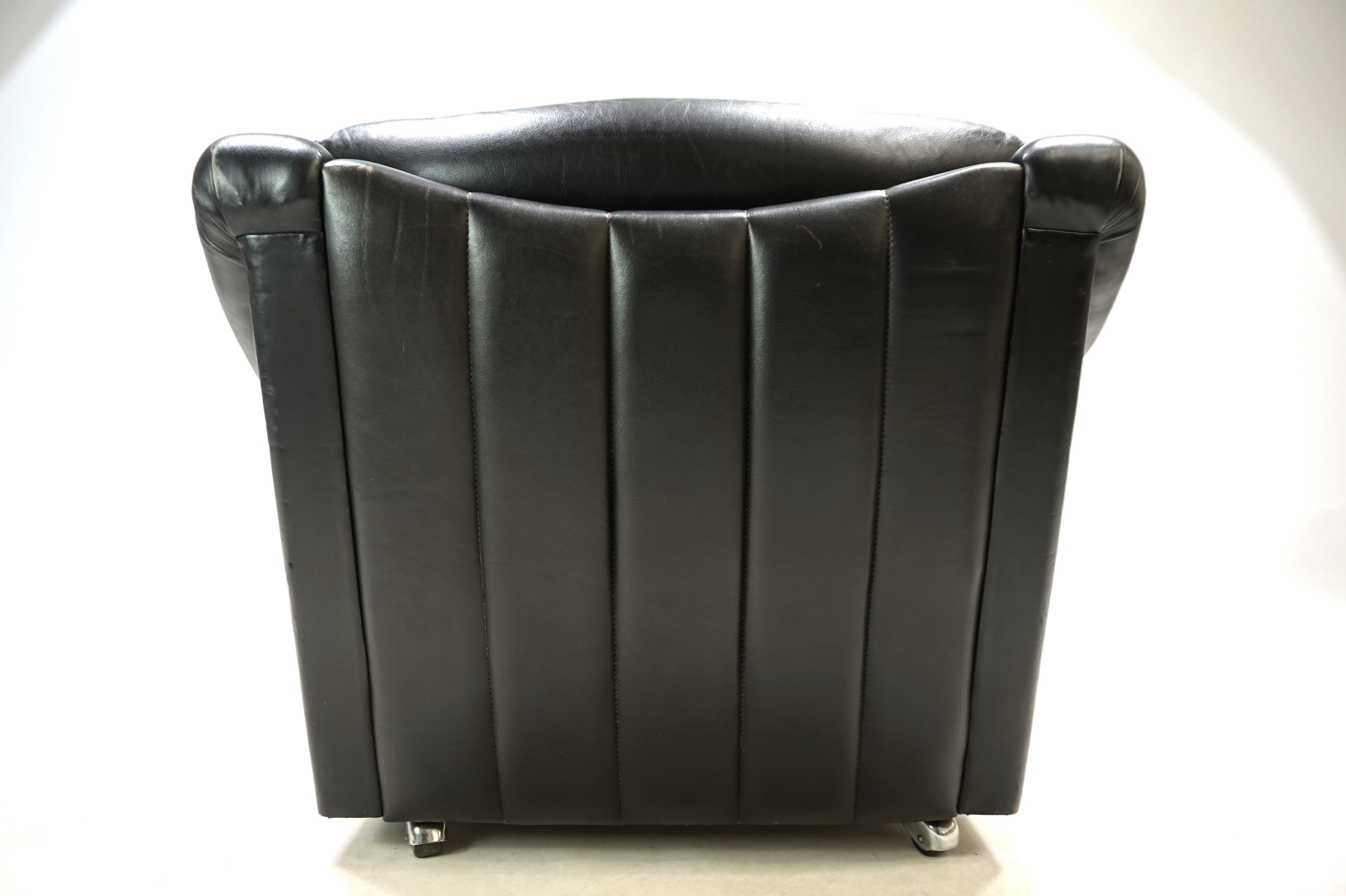 Pelle Poltrona in pelle Art Déco francese, 1960 in vendita