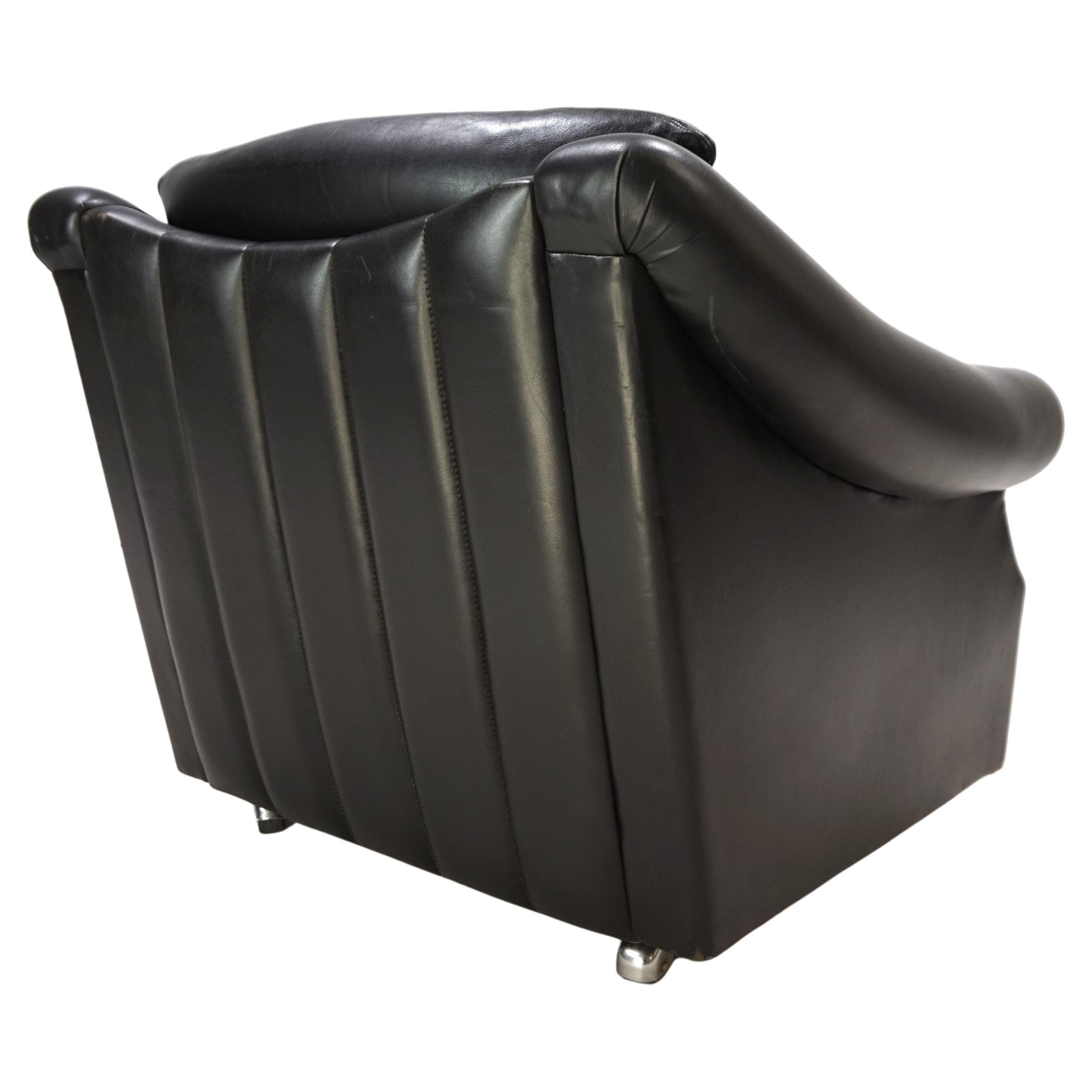 French Art Deco leather armchair, 1960