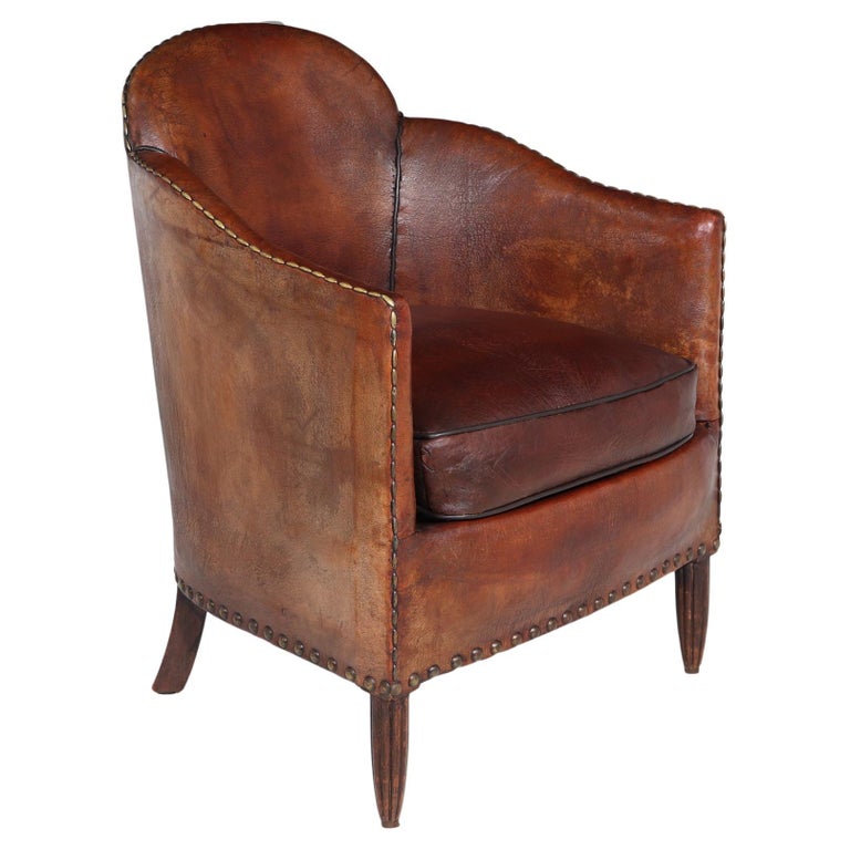 Französischer Art Deco Ledersessel im Angebot bei 1stDibs