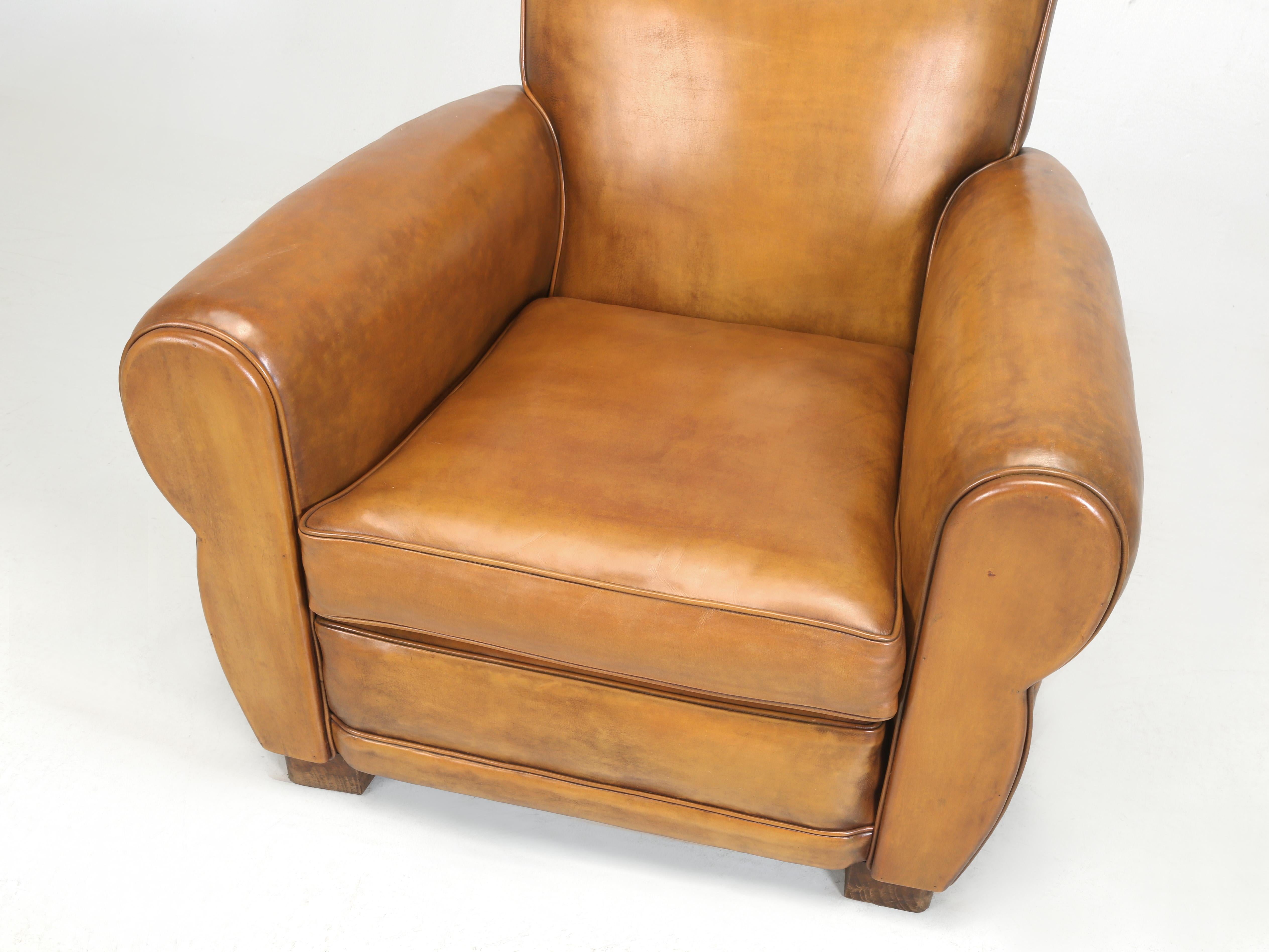 French Art Deco Leather Club Chair Correctly Restored in Horsehair Shredded Coco In Good Condition For Sale In Chicago, IL