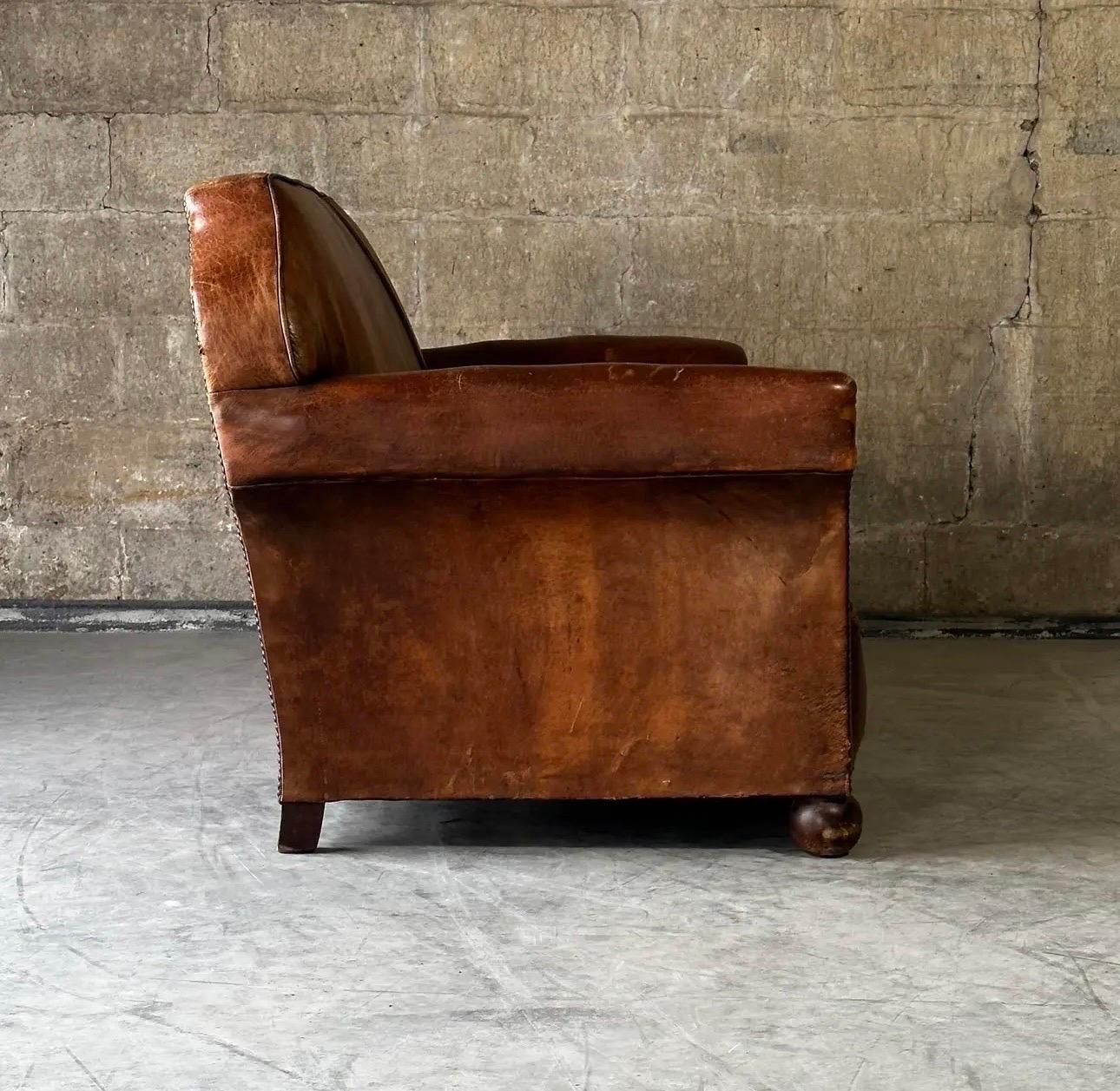 French Art Deco Leather Sofa 3
