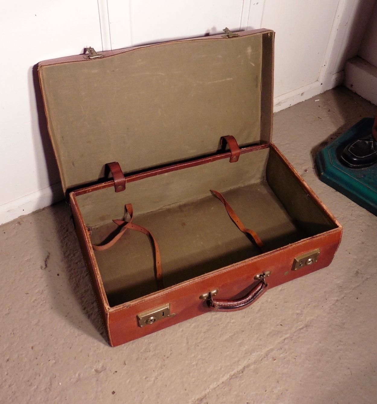 French Art Deco Leather Suit Case with Original Canvas Cover For Sale 2