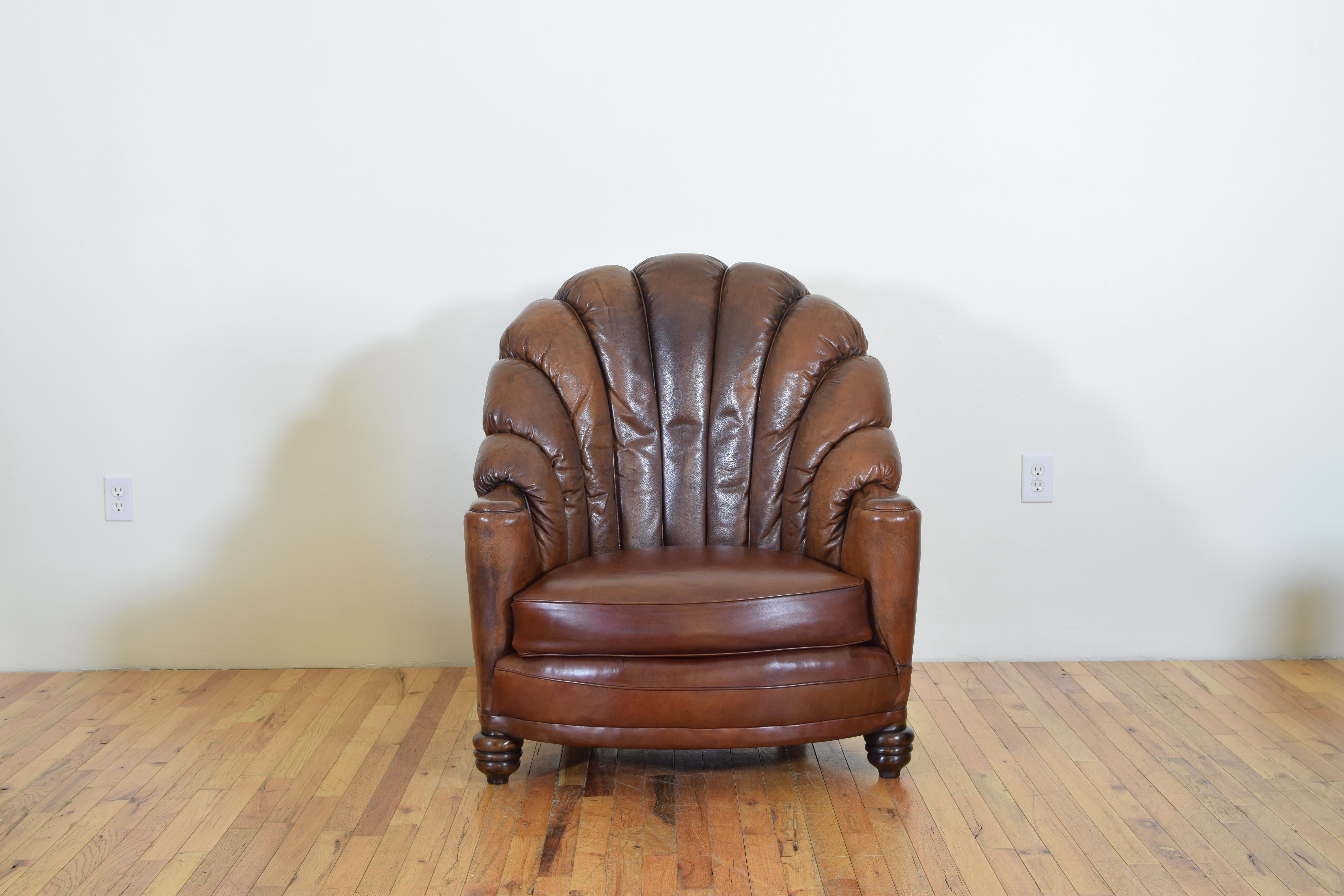 French Art Deco Leather Upholstered Club Chair, Second Quarter of 20th Century In Good Condition In Atlanta, GA