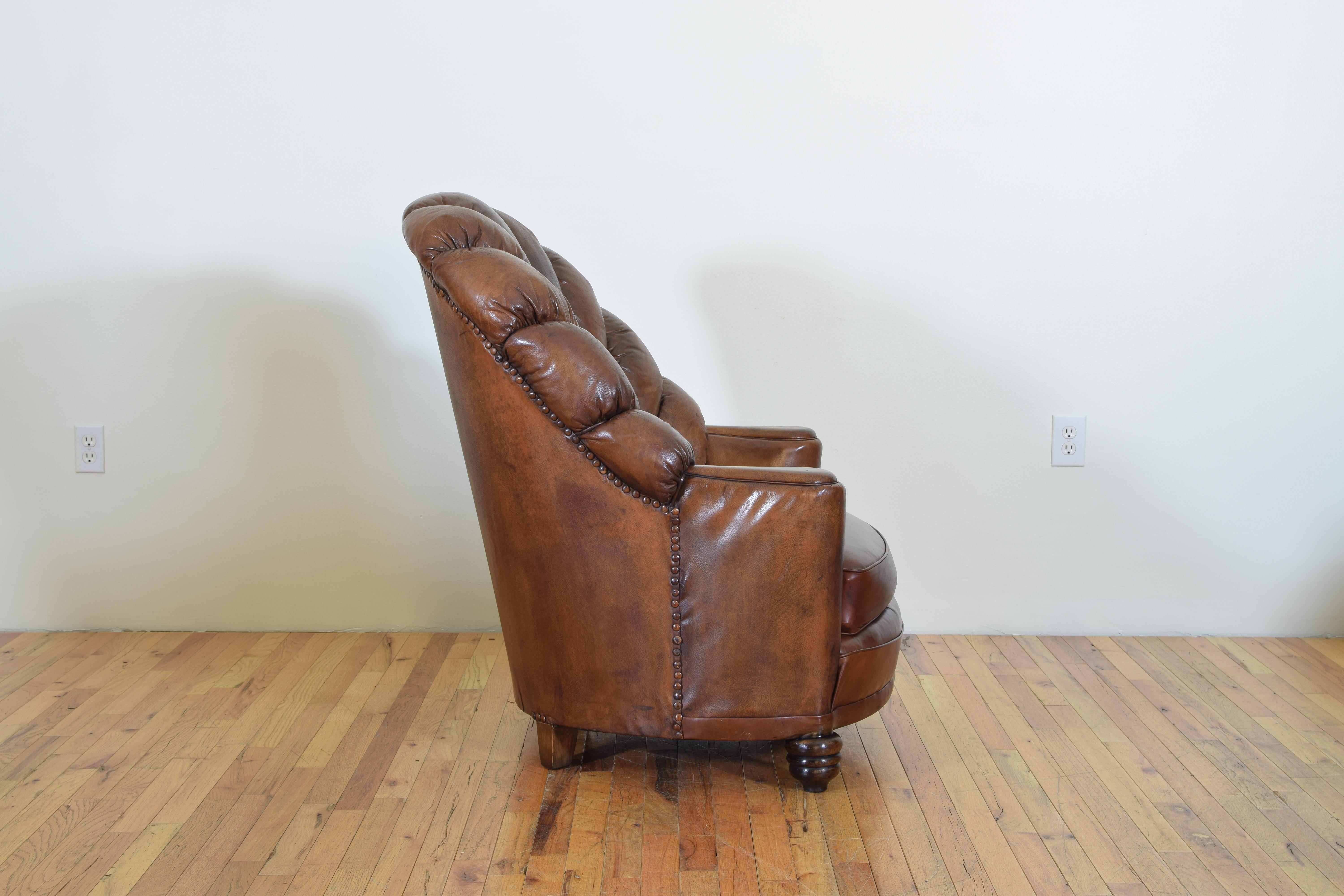 Mid-20th Century French Art Deco Leather Upholstered Club Chair, Second Quarter of 20th Century