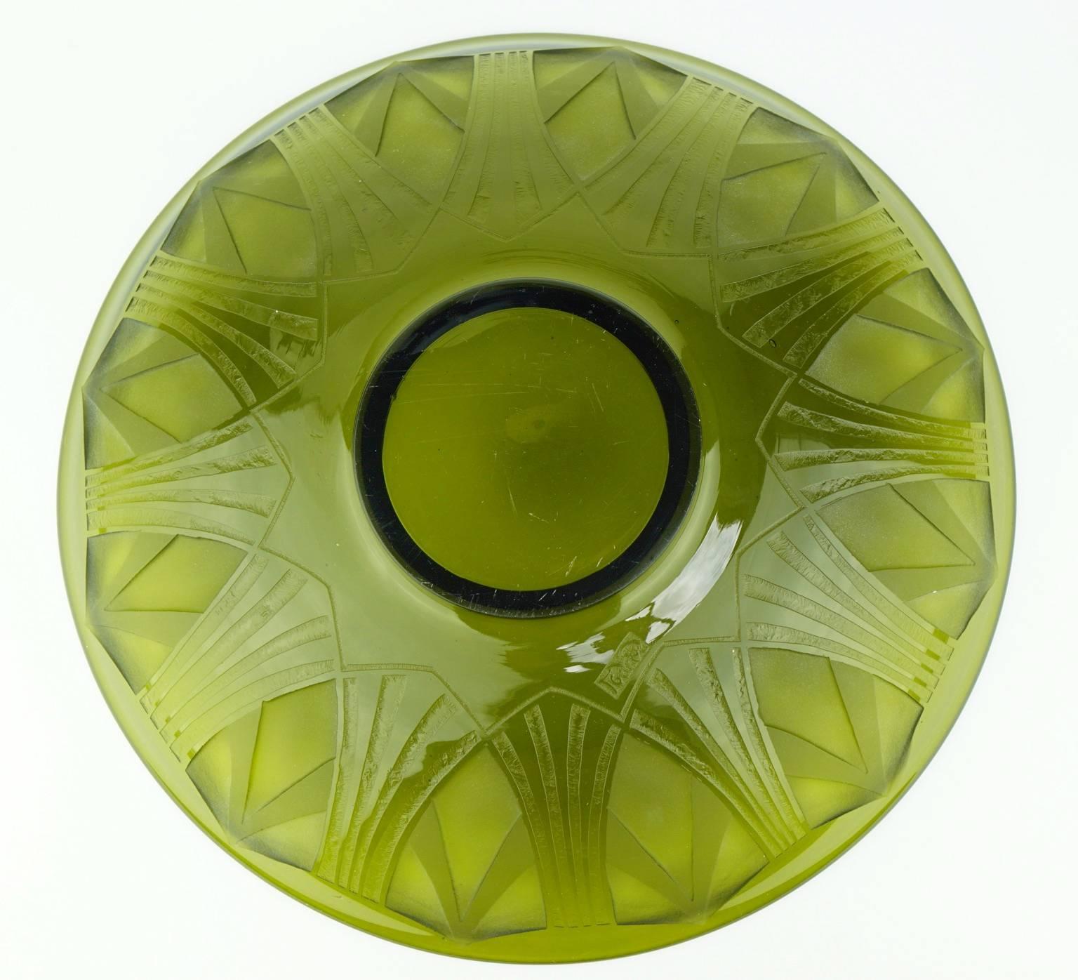 French Art Deco Legras Acid-Etched Glass Coupe For Sale 3
