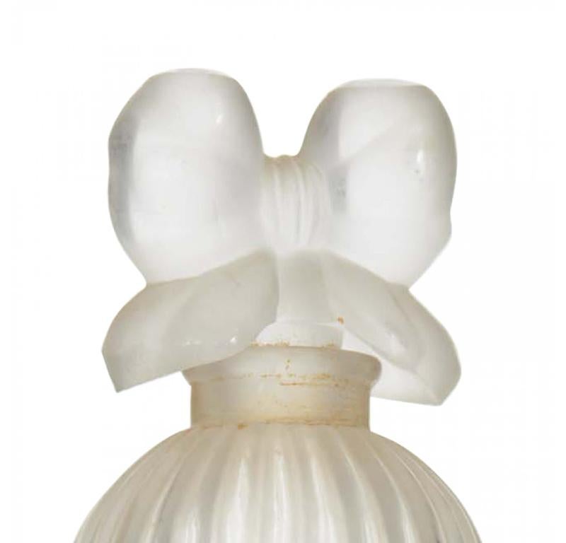 Satinato Bottiglia di profumo francese Art Deco Lelong in vendita