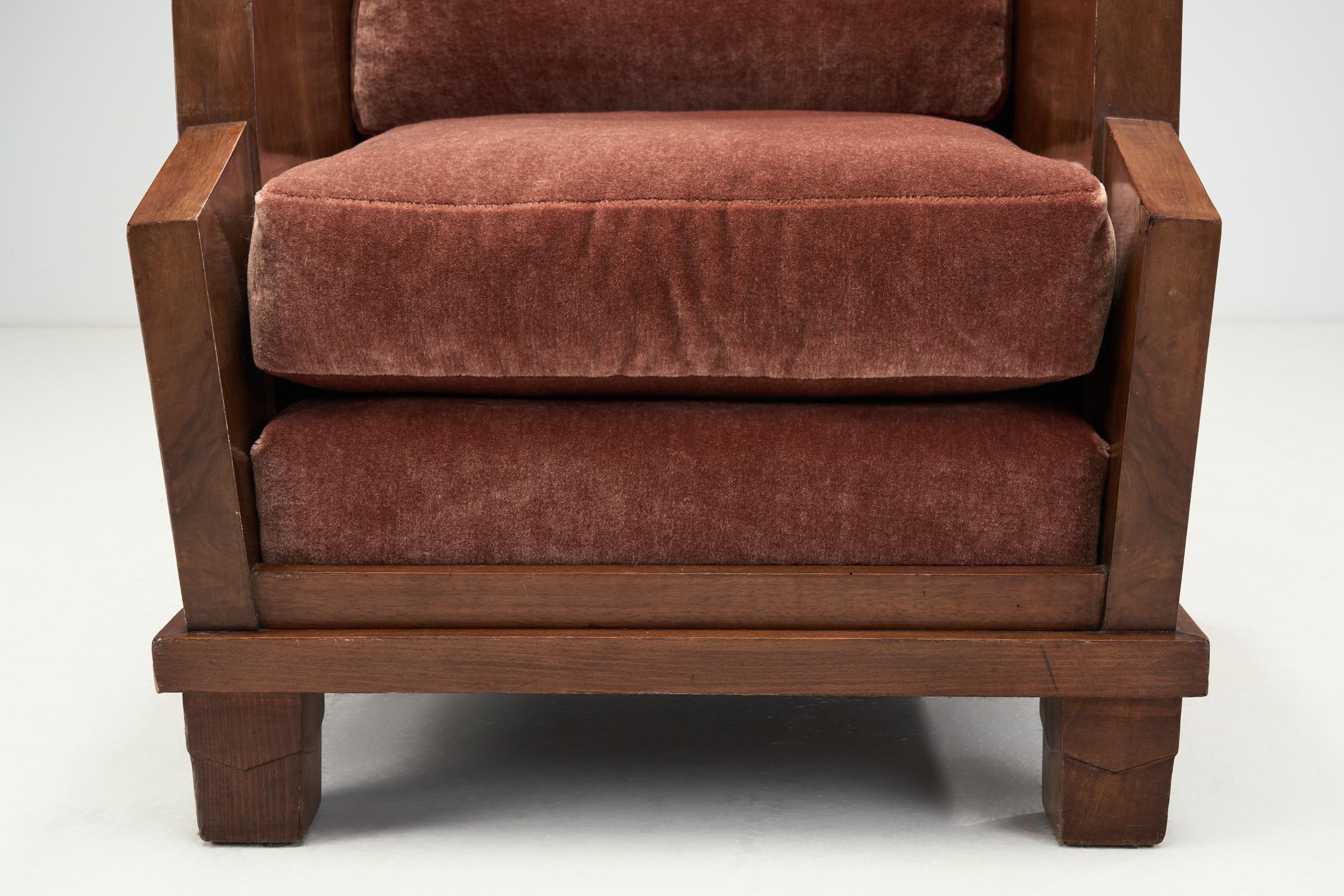 French Art Deco Lounge Chair with Walnut Veneer, France, 1930s 6