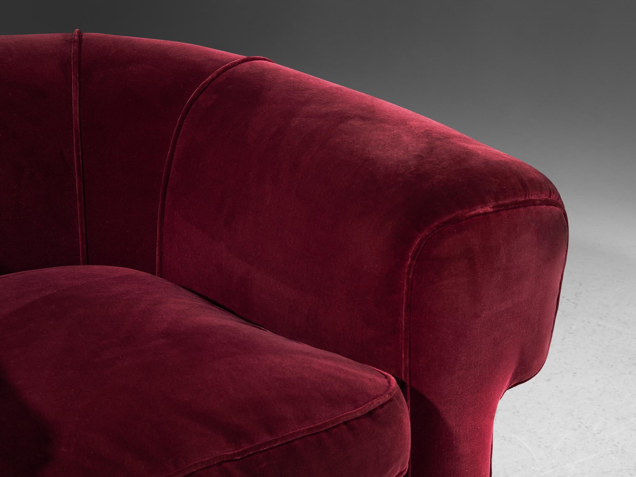 Italian Art Deco Pair of Lounge Chairs in Burgundy Velvet For Sale 6